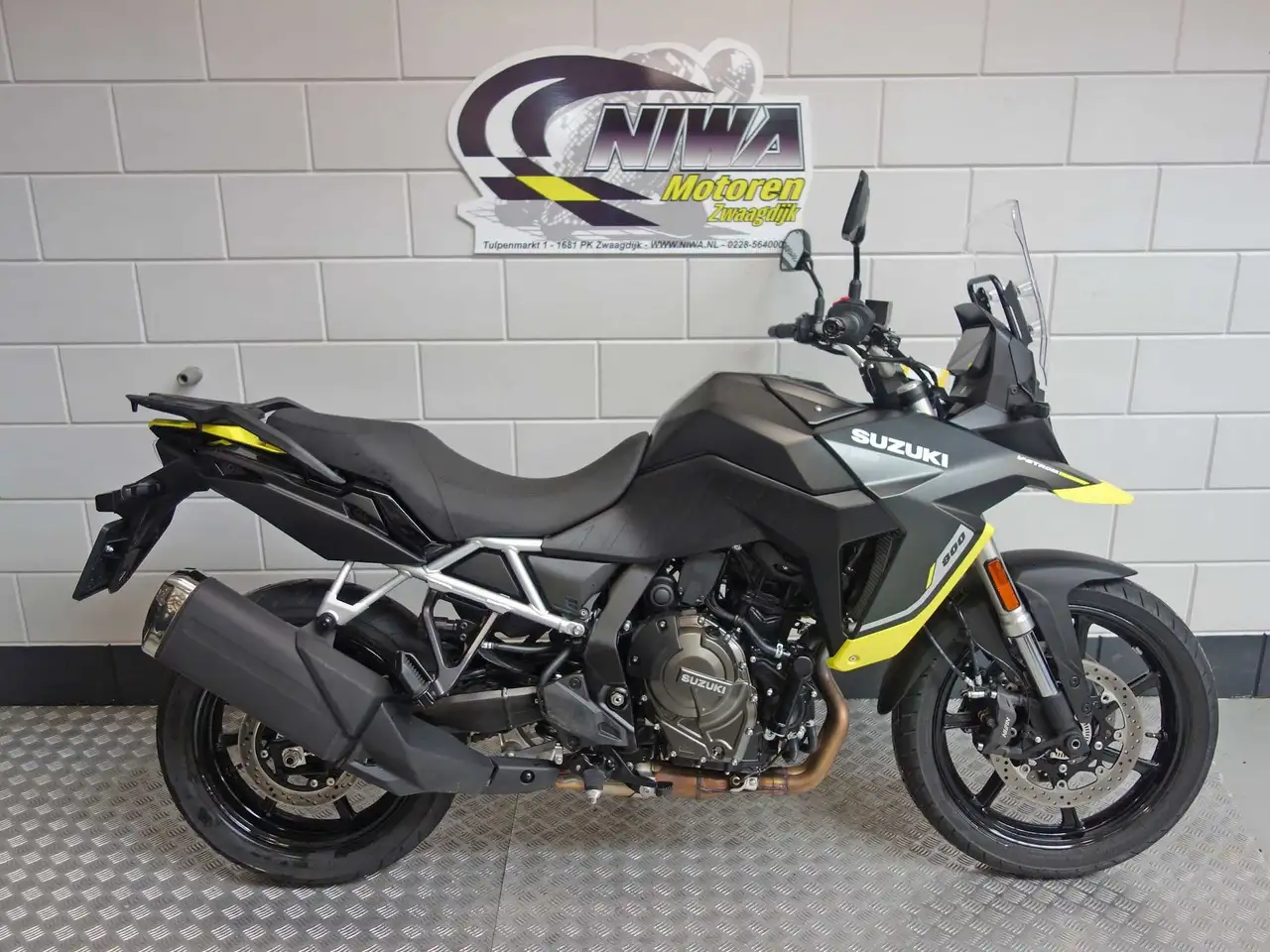 Suzuki V-Strom 800