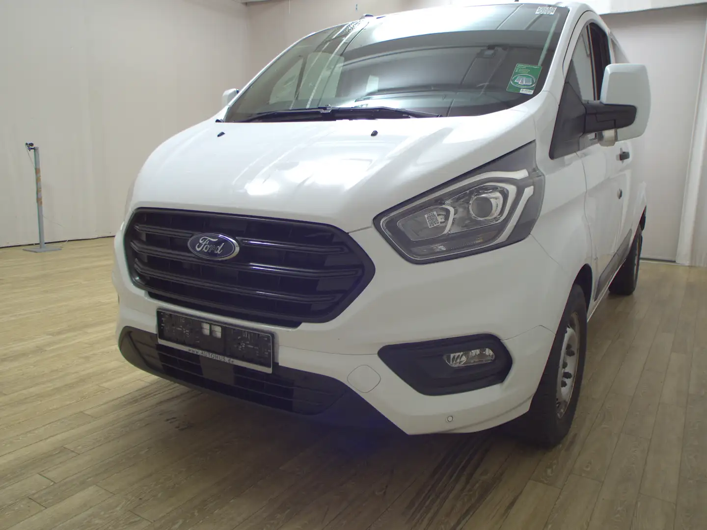 Ford Transit Custom 2.0 TDCi DoKa Navi AHK RFK Weiß - 2