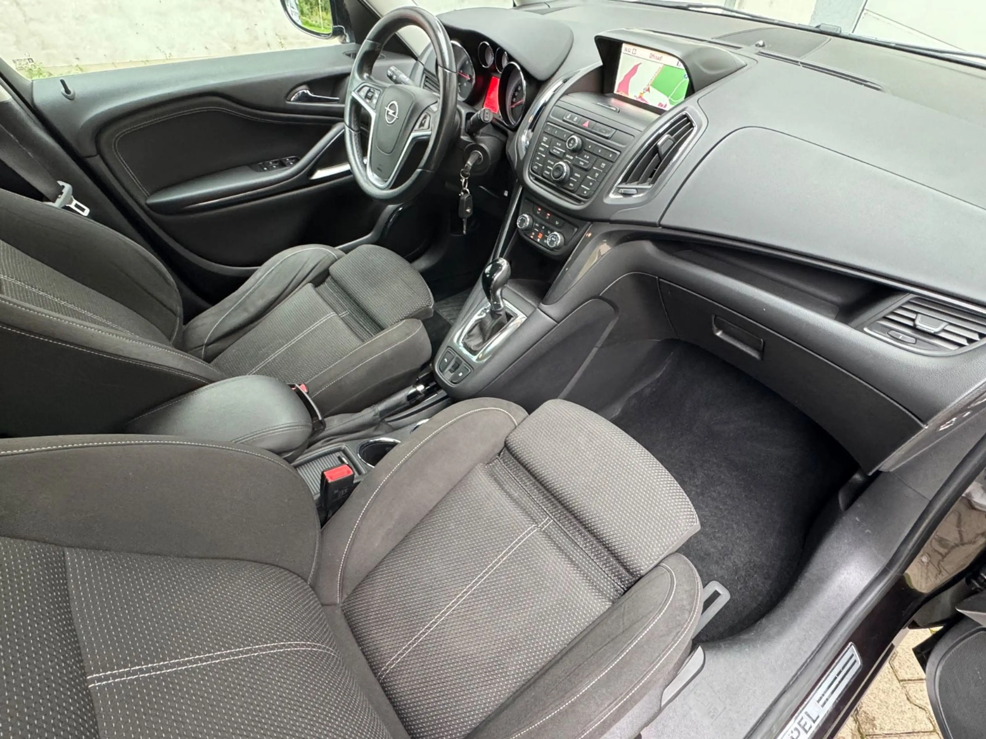 Opel Zafira Tourer Innovation 2.0 CRDI Automat. 7Sitz — photo 15