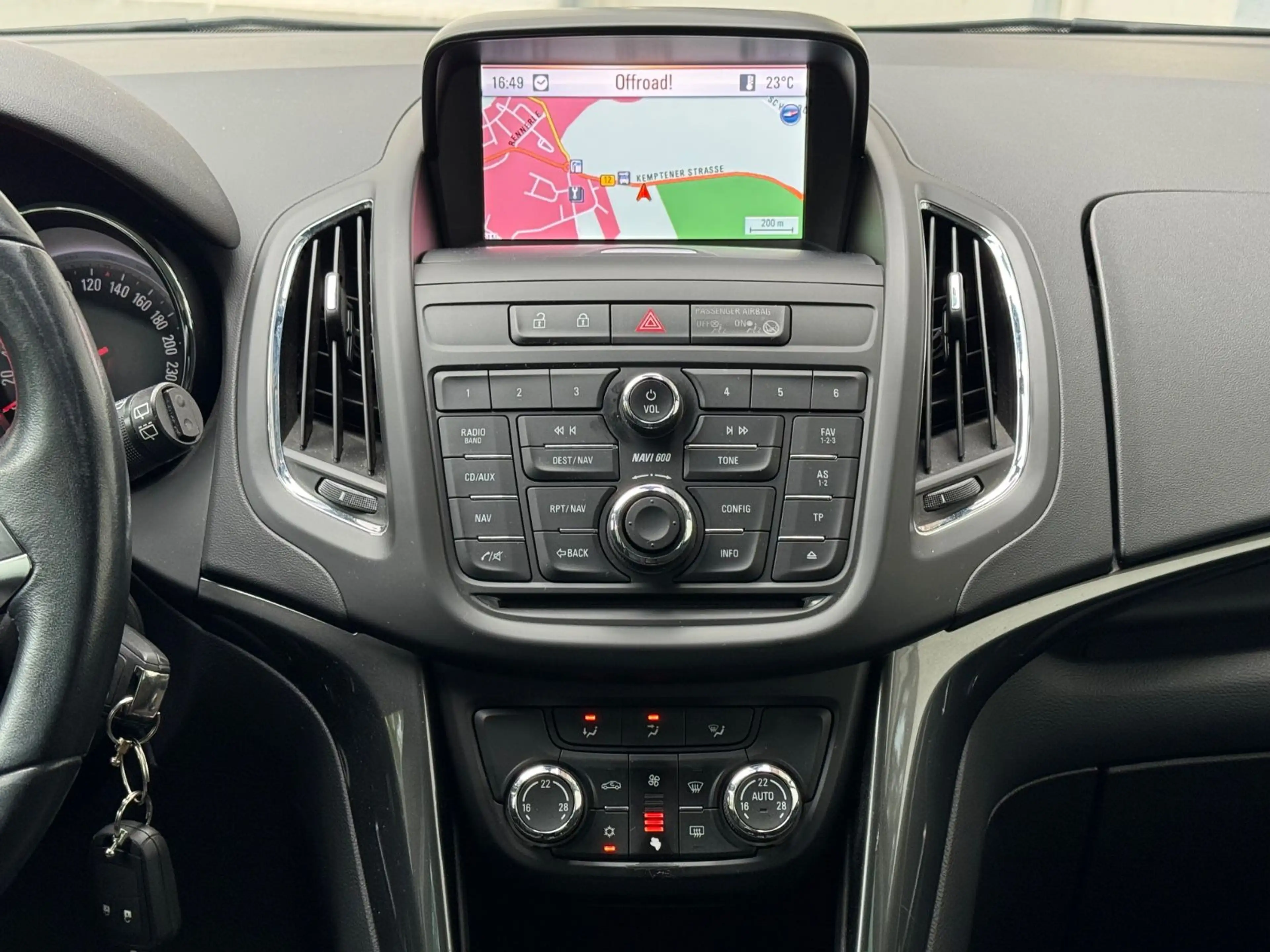 Opel Zafira Tourer Innovation 2.0 CRDI Automat. 7Sitz — photo 9
