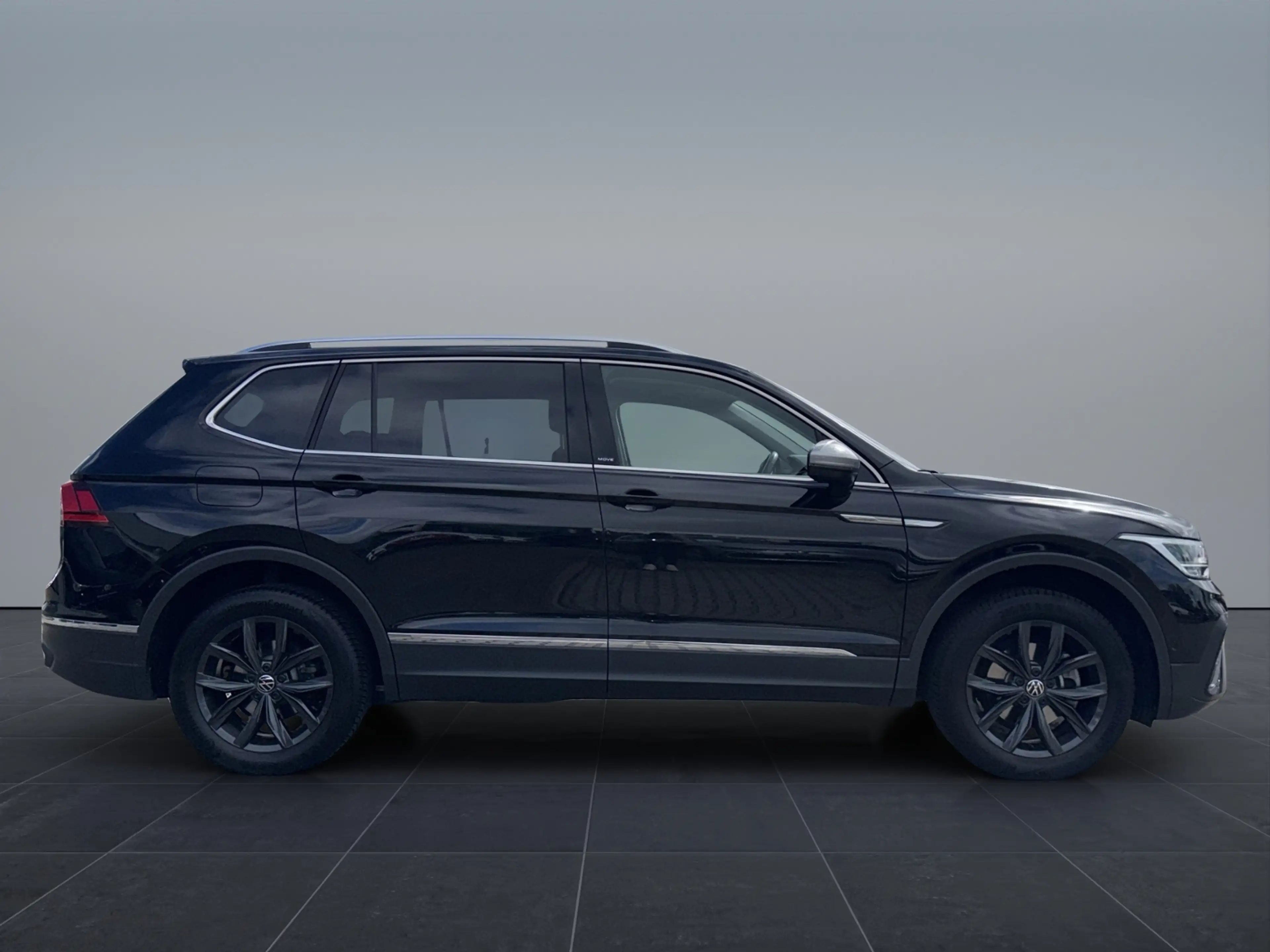Volkswagen Tiguan Allspace Move 1.5TSI DSG *DC Pro*AHK*LED* — photo 8