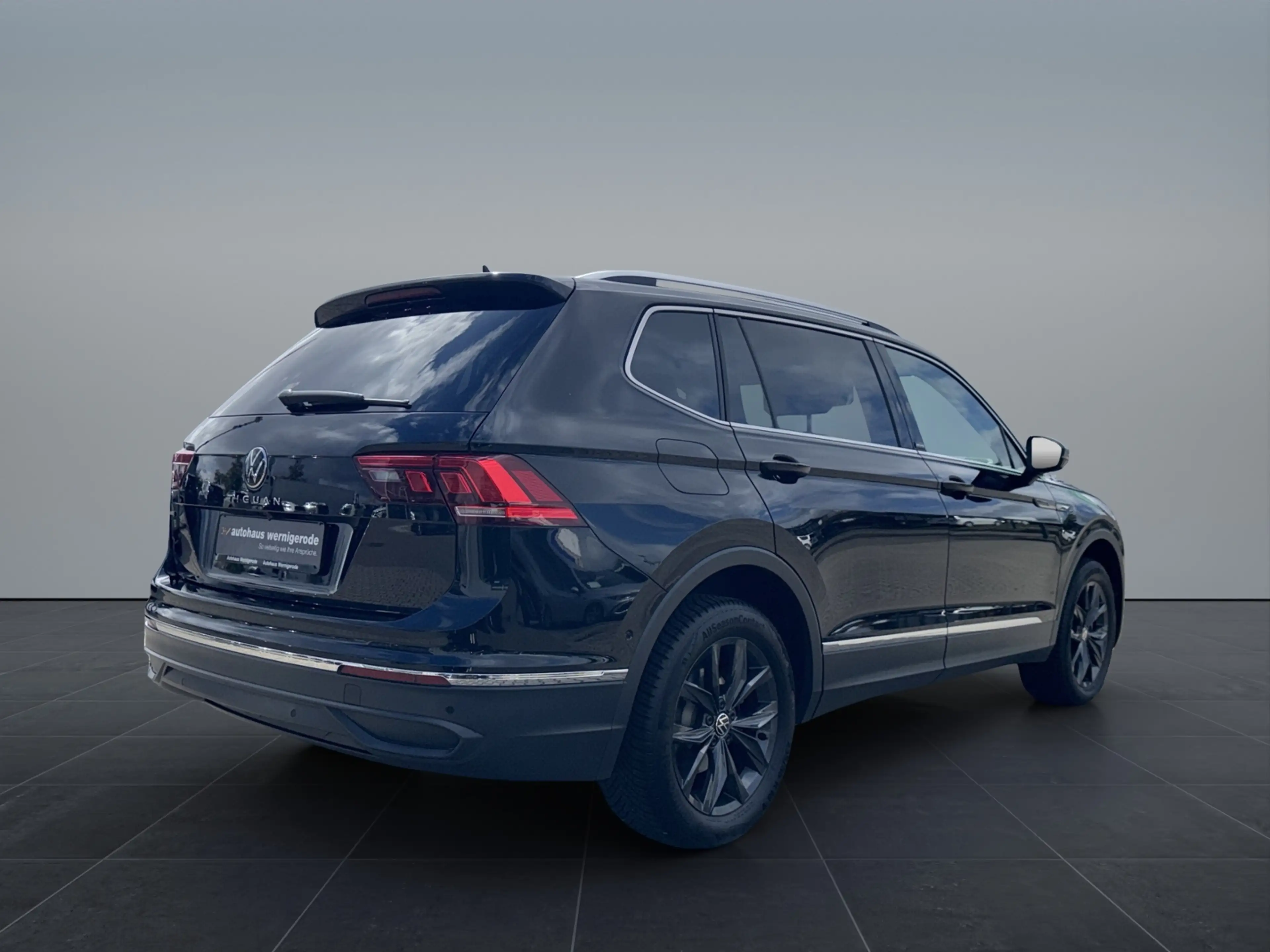 Volkswagen Tiguan Allspace Move 1.5TSI DSG *DC Pro*AHK*LED* — photo 7