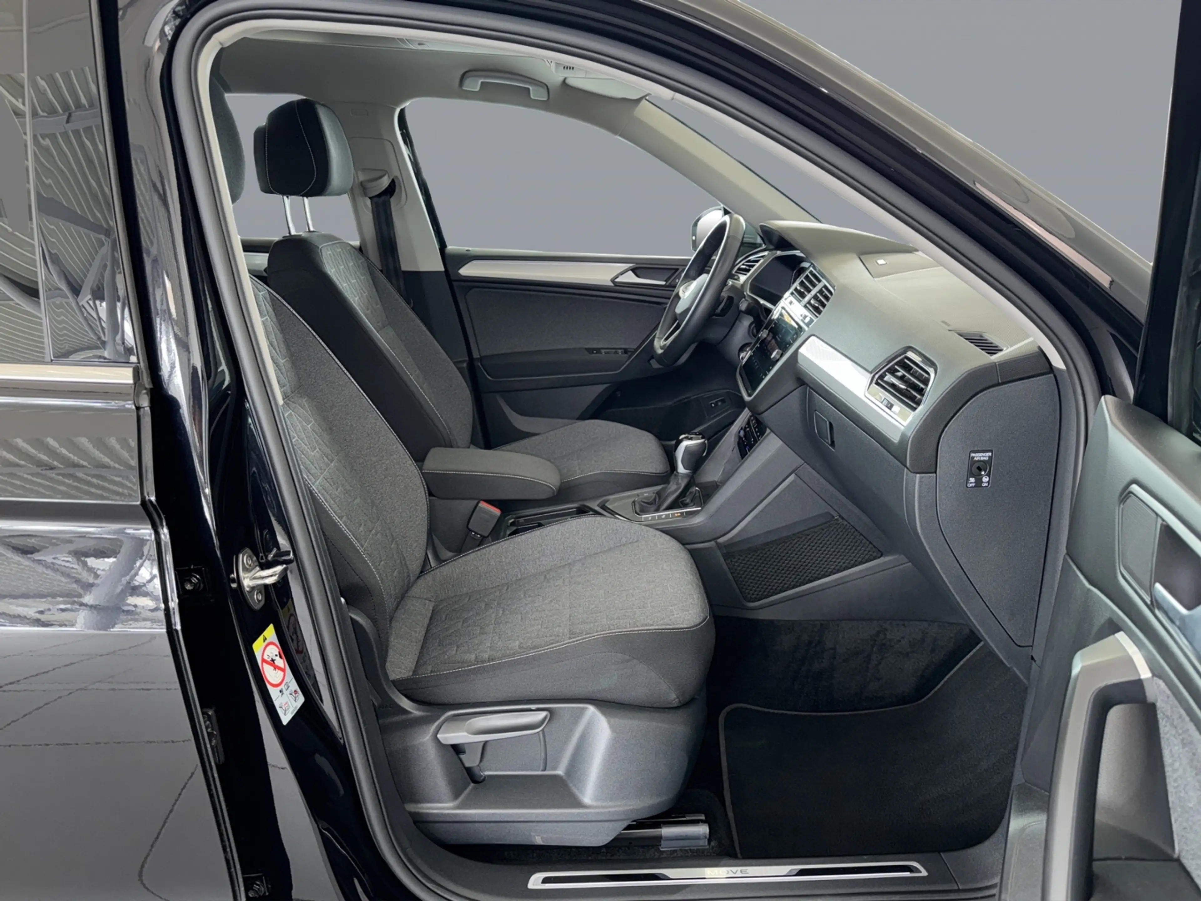 Volkswagen Tiguan Allspace Move 1.5TSI DSG *DC Pro*AHK*LED* — photo 15