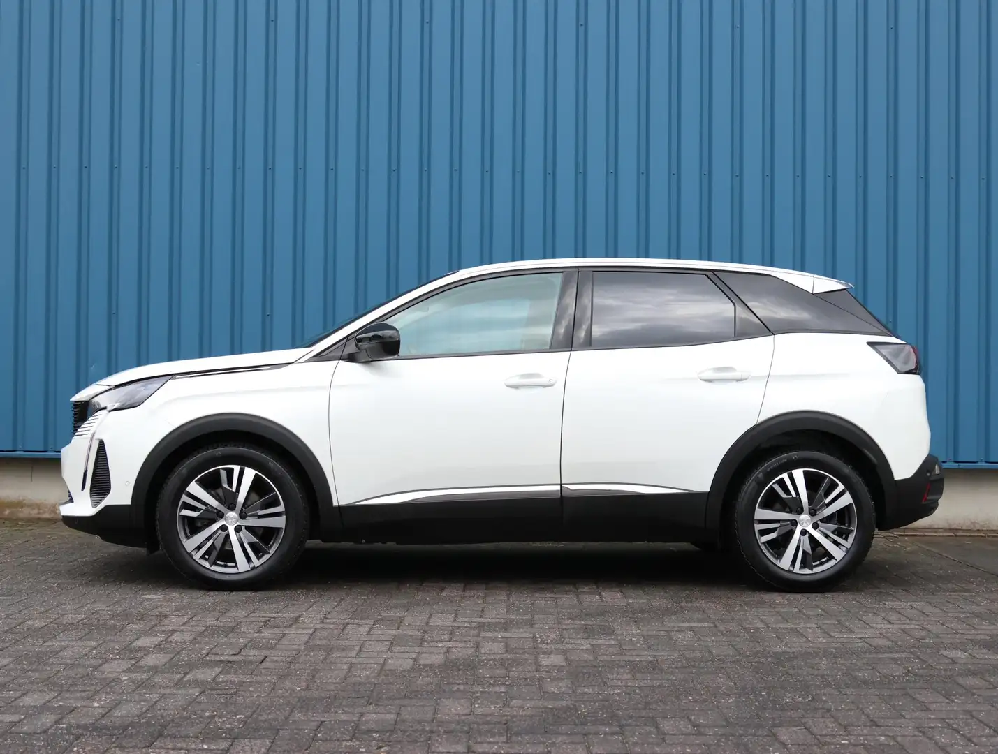 Peugeot 3008 130pk Allure Pack | Trekhaak | Camera | Dodehoekde Wit - 2