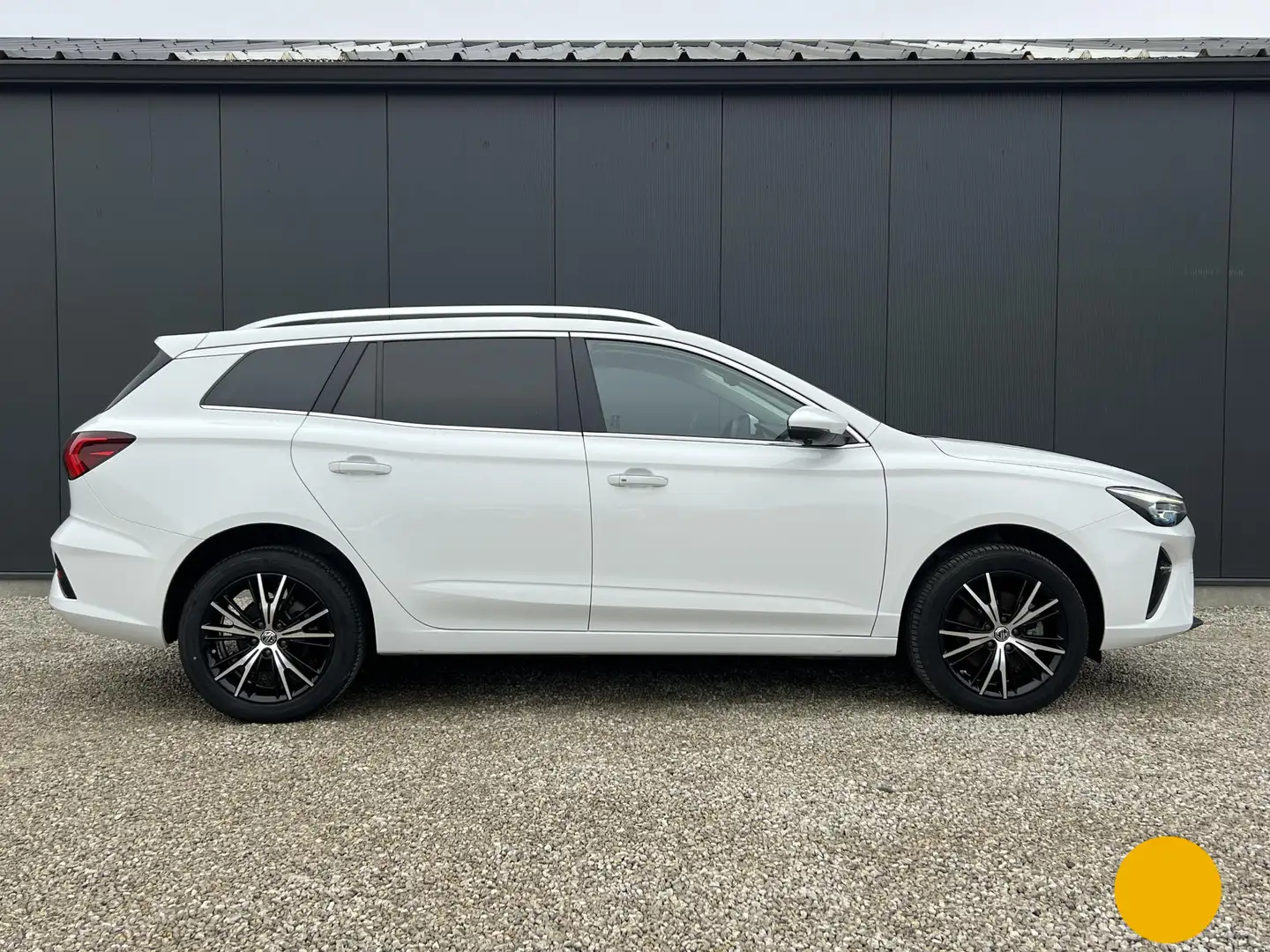 MG MG5 Electric Luxury 50 kWh MG 5 Luxury 50 kWh Wit - 2