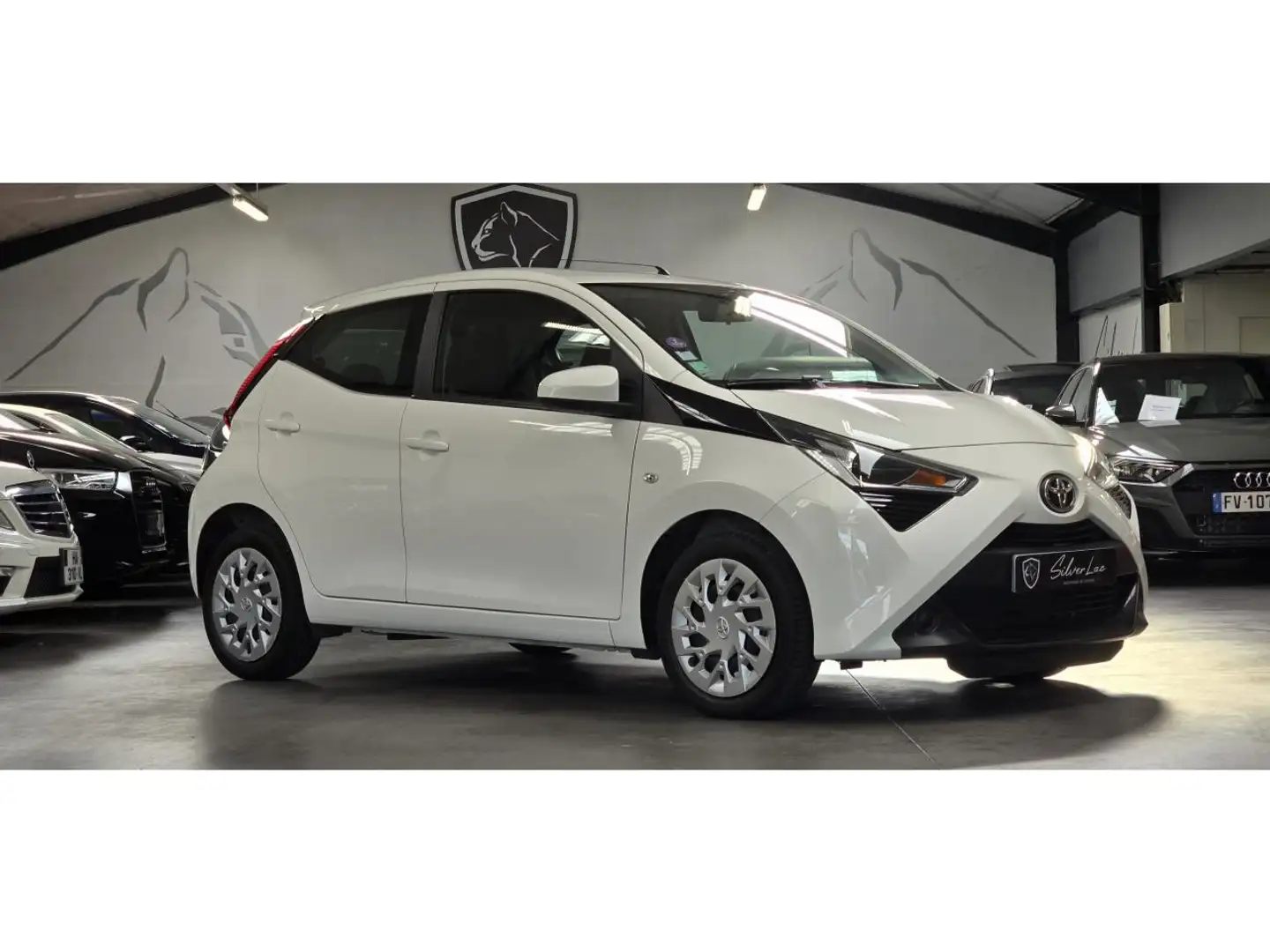 Toyota Aygo Aygo 1.0 VVT-i 2019   x-play PHASE 2 Blanc - 1