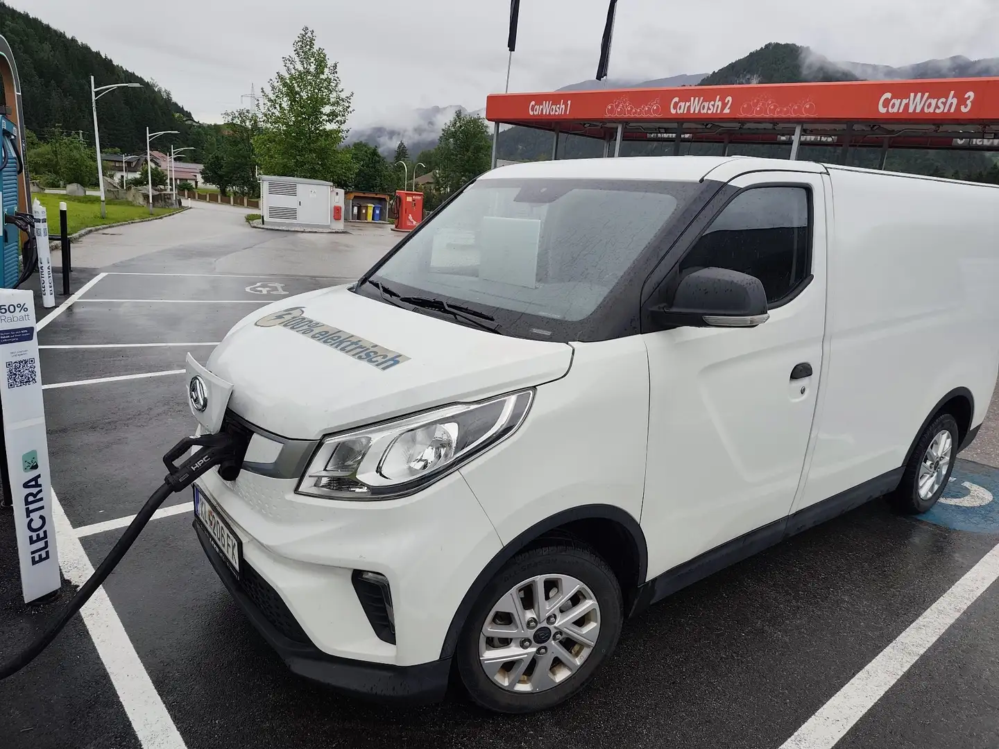 Maxus eDeliver 3 L1H1 - 1