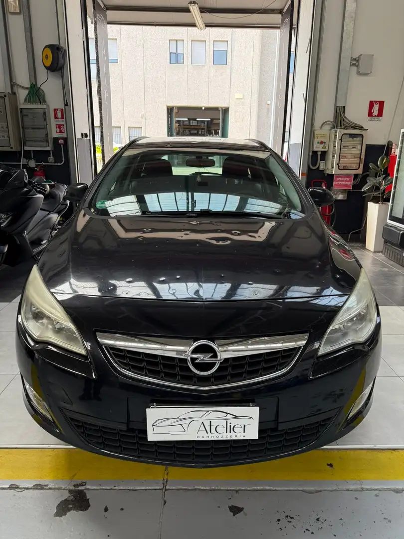 Opel Astra Astra IV 2010 Sports Tourer Sports  110cv Nero - 1