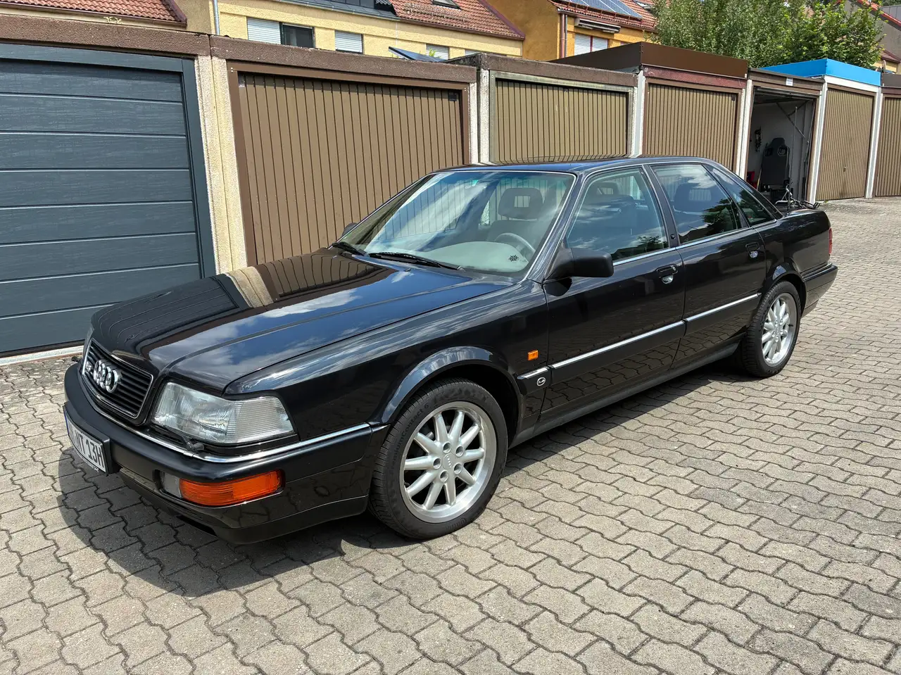 Audi V8