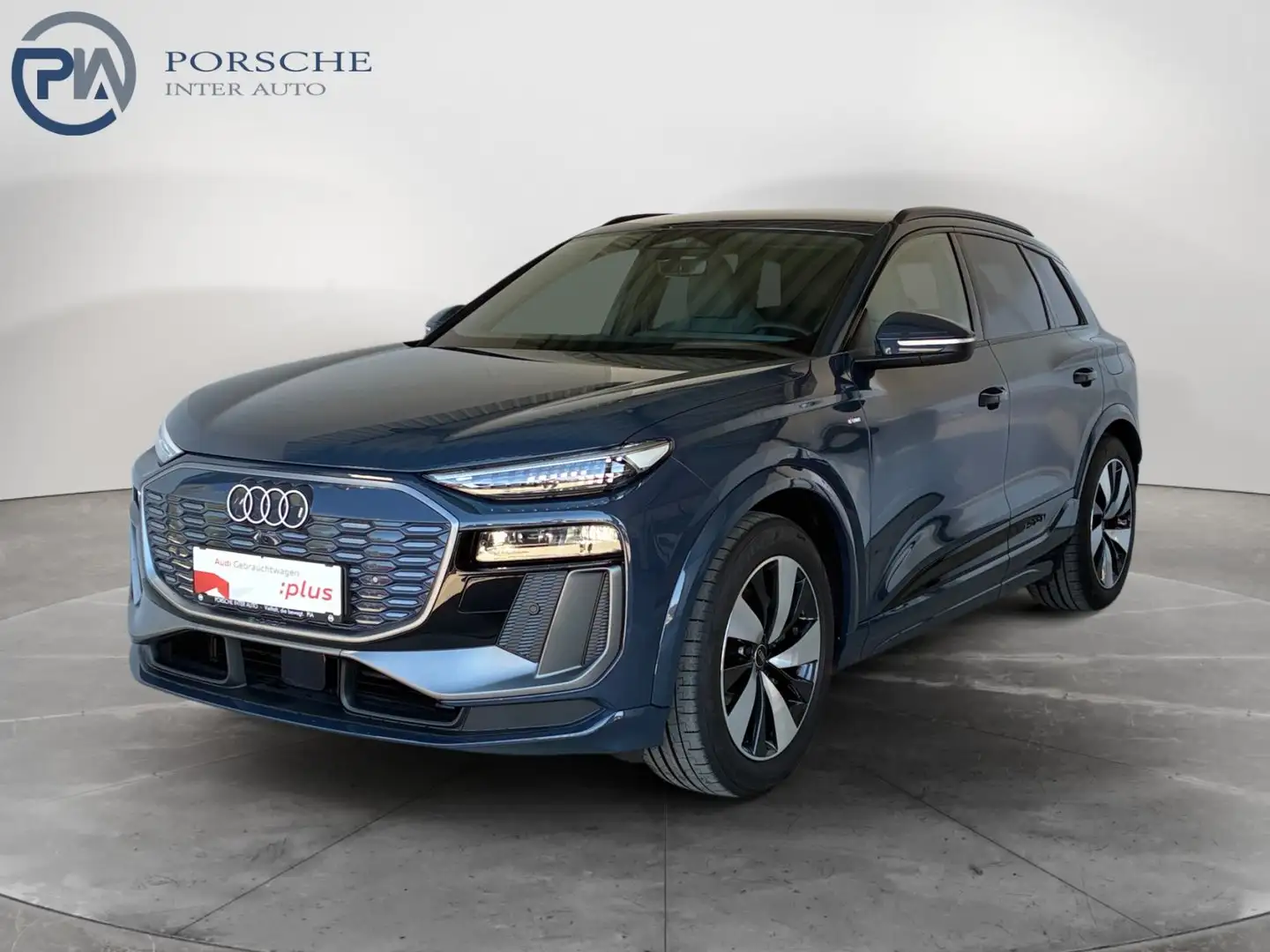 Audi Q6 e-tron e-tron quattro 285 kW Blau - 1