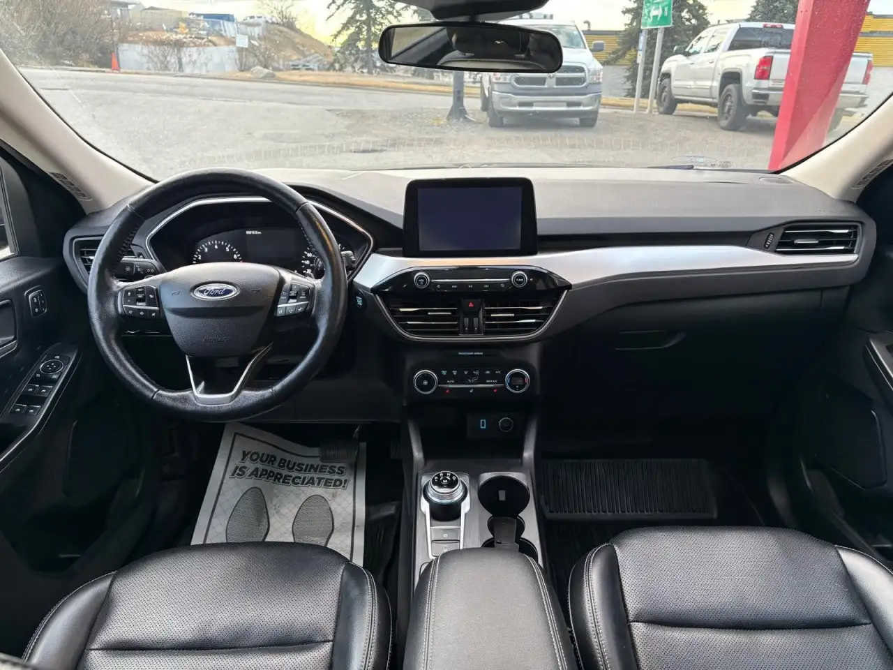 Ford Escape снимка Ford Escape