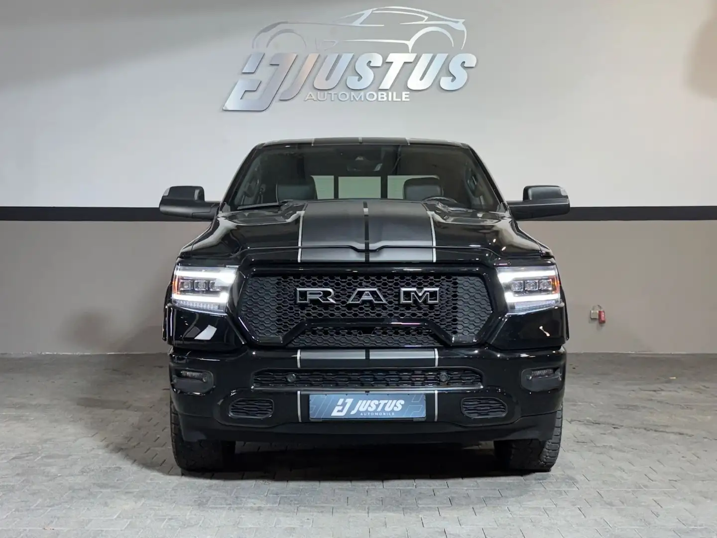 Dodge RAM 5.7 Laramie/BRC GAS/PANO/HK/AHK/4xSHZ/R22 Schwarz - 2