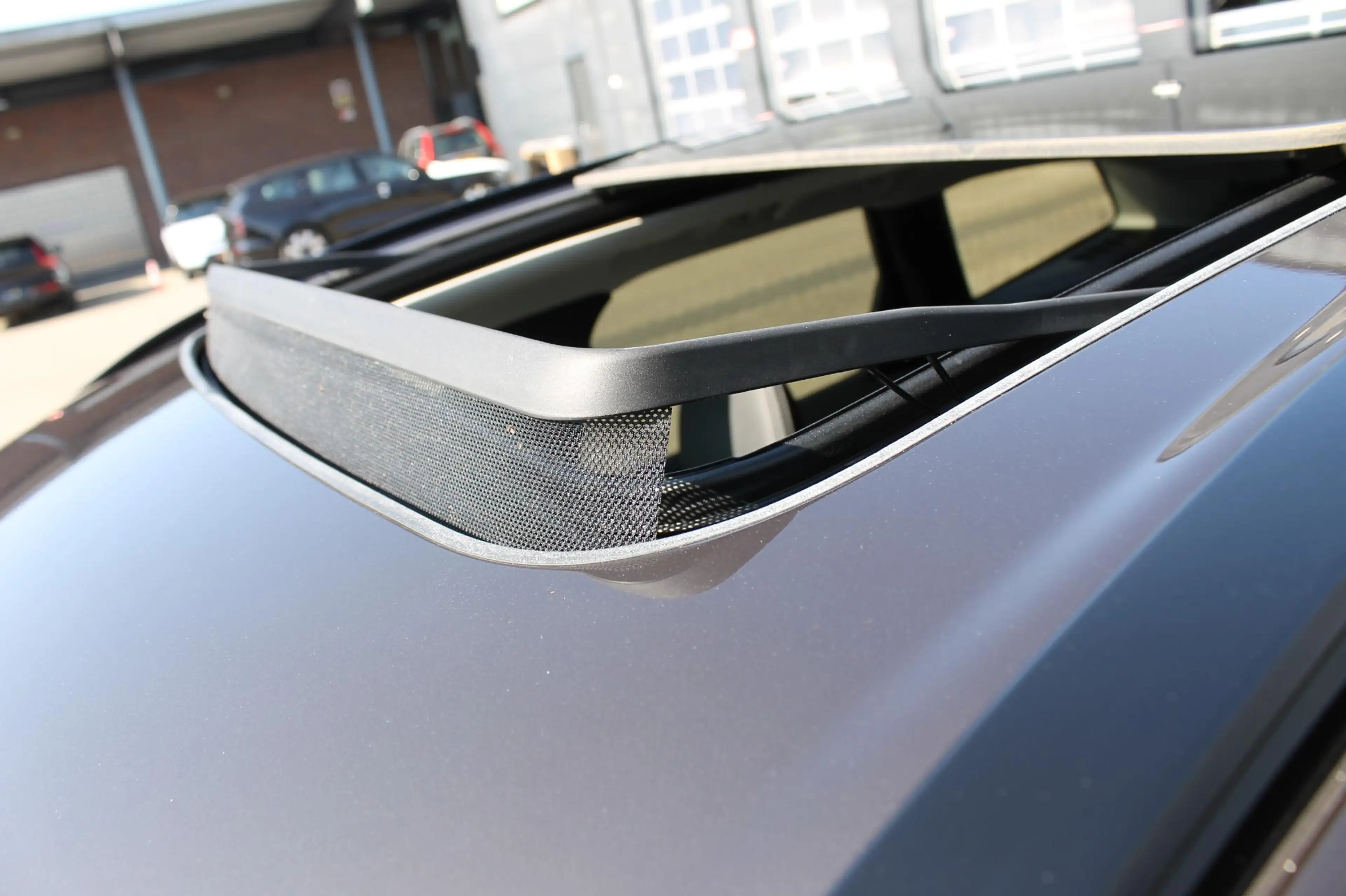Volvo XC60 T6 Plug-in hybrid AWD Plus Dark Long range / Adapt — photo 28