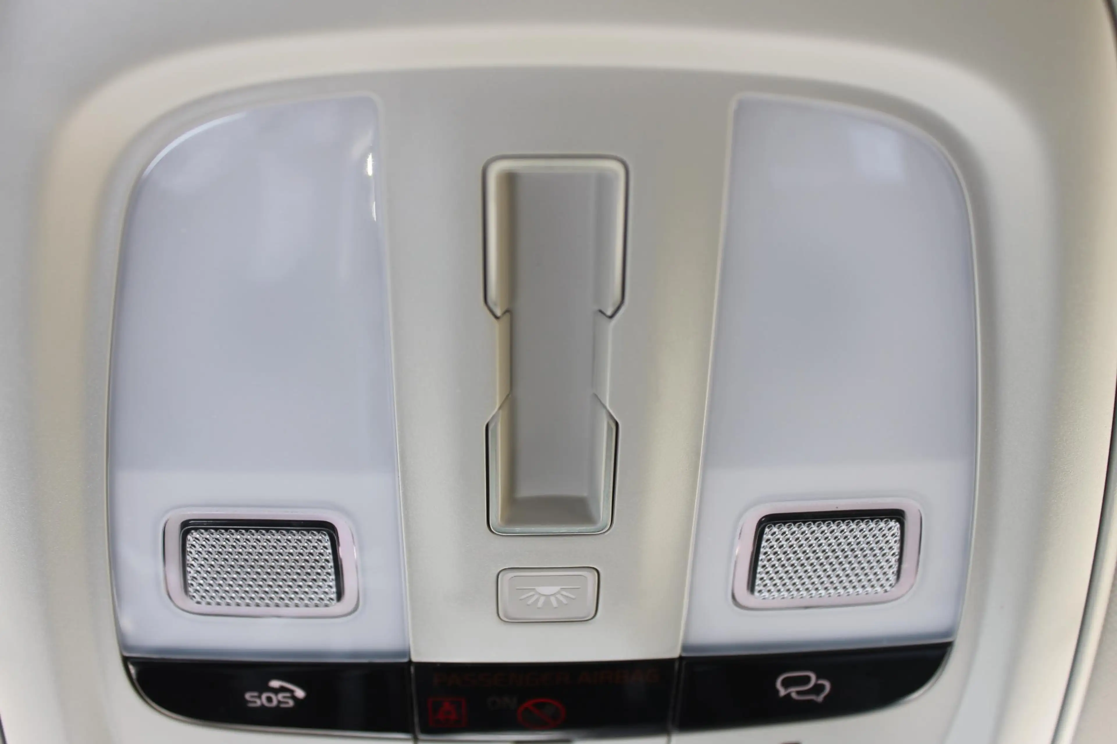 Volvo XC60 T6 Plug-in hybrid AWD Plus Dark Long range / Adapt — photo 23