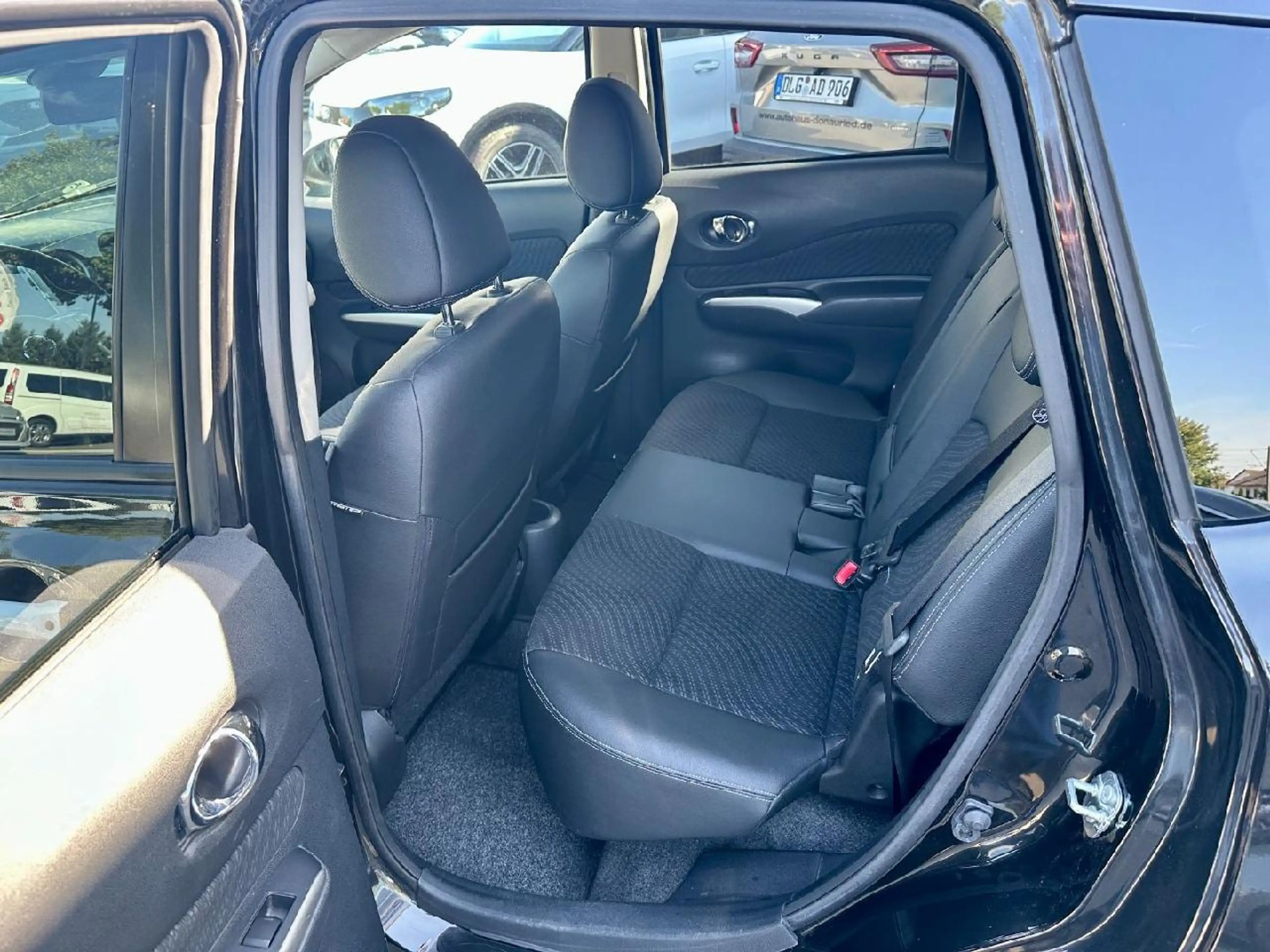 Nissan Note Tekna — photo 7