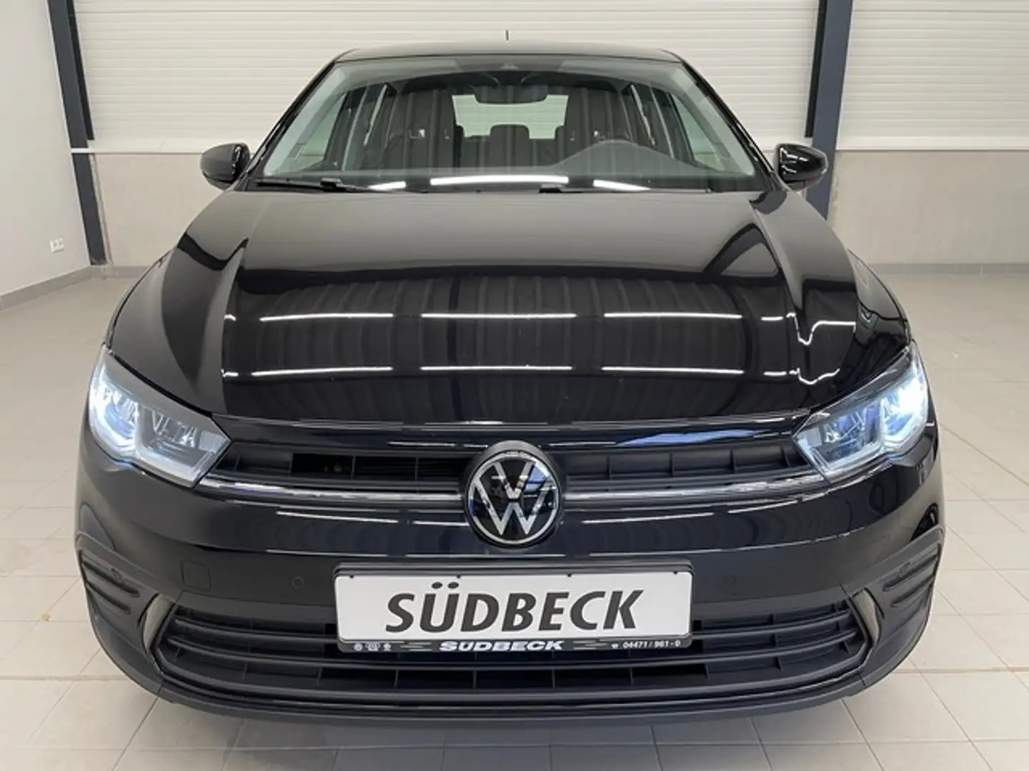 Volkswagen Polo VI 1.0 TSI Life LANE+APP+LED Schwarz - 2