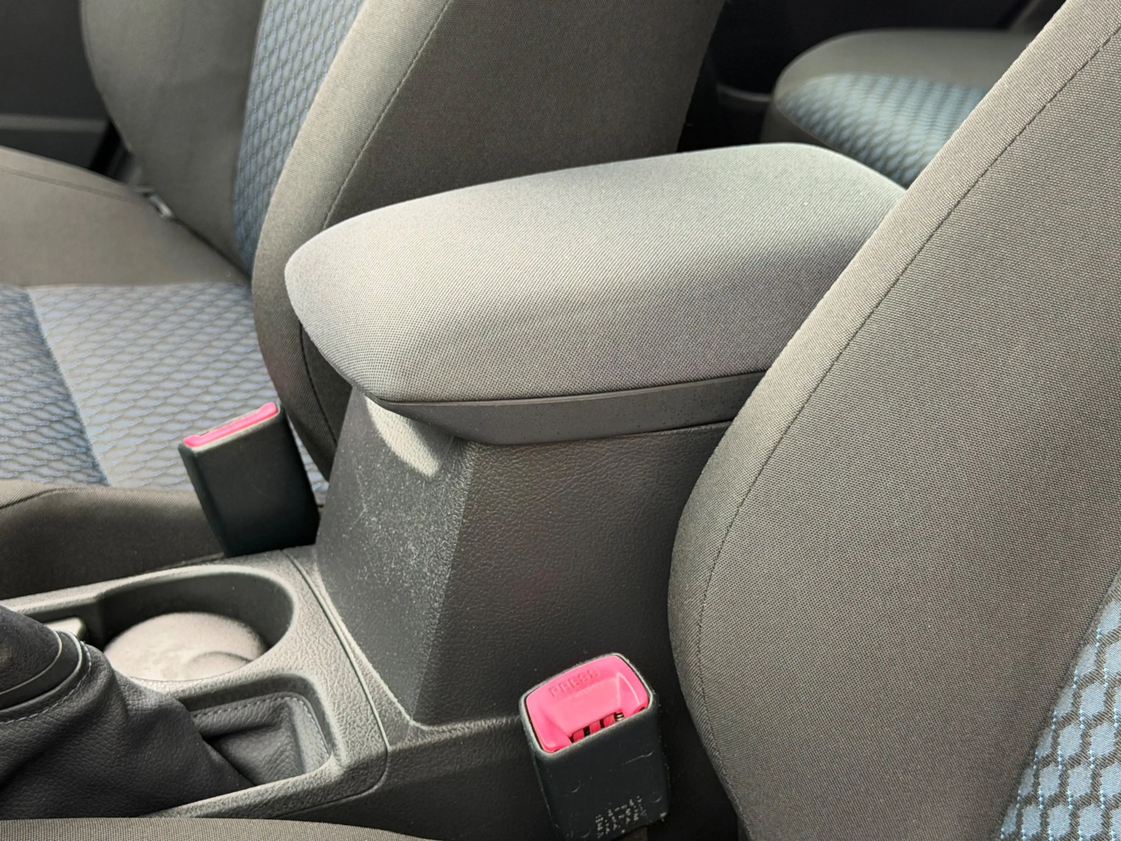 Toyota Auris Touring Sports 1.3 Now, NAP, Trekhaak 1000kg trekk — photo 29