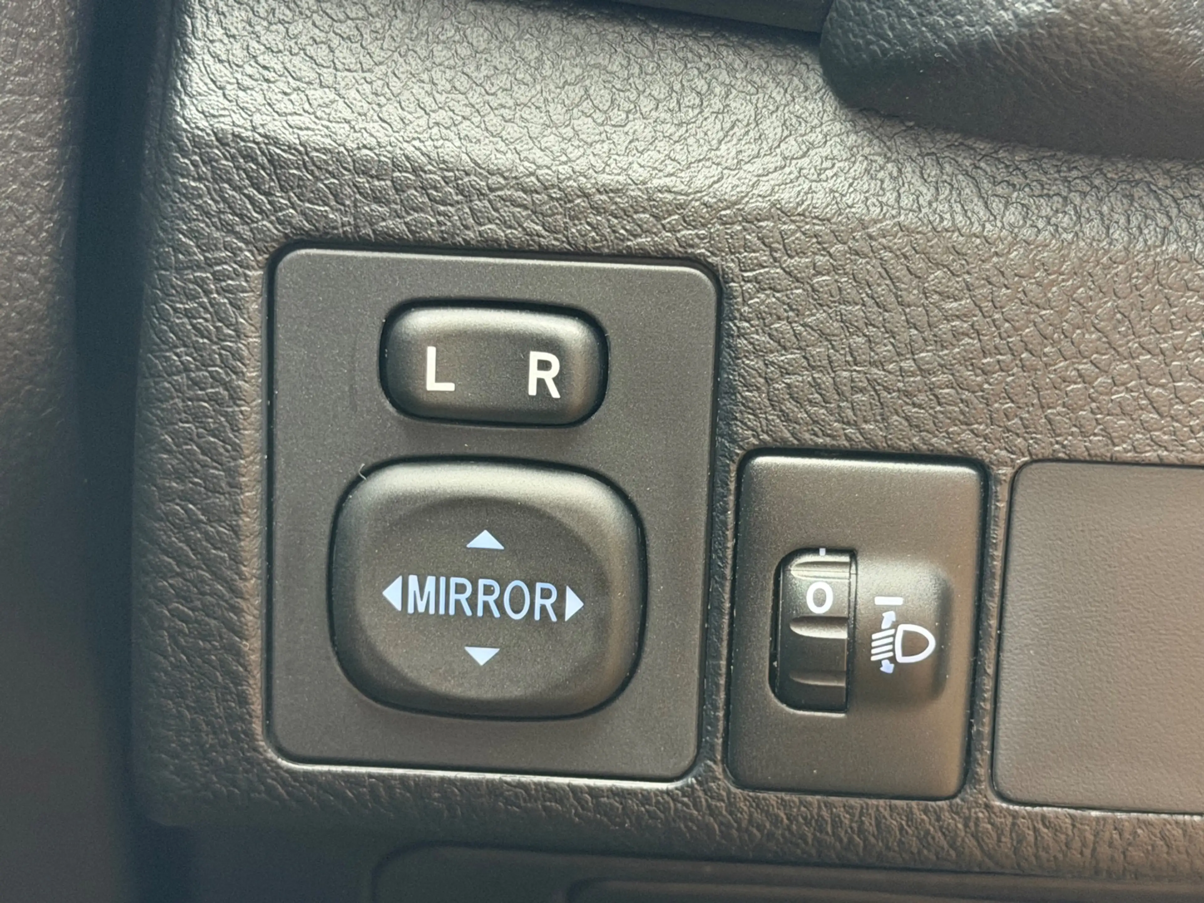 Toyota Auris Touring Sports 1.3 Now, NAP, Trekhaak 1000kg trekk — photo 35