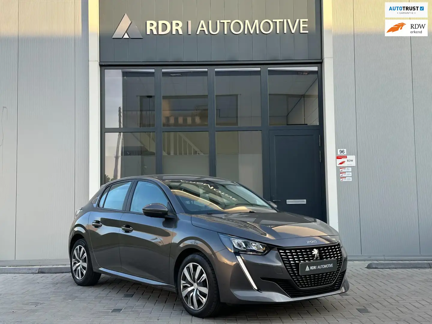 Peugeot 208 1.2 PureTech Active Grigio - 1