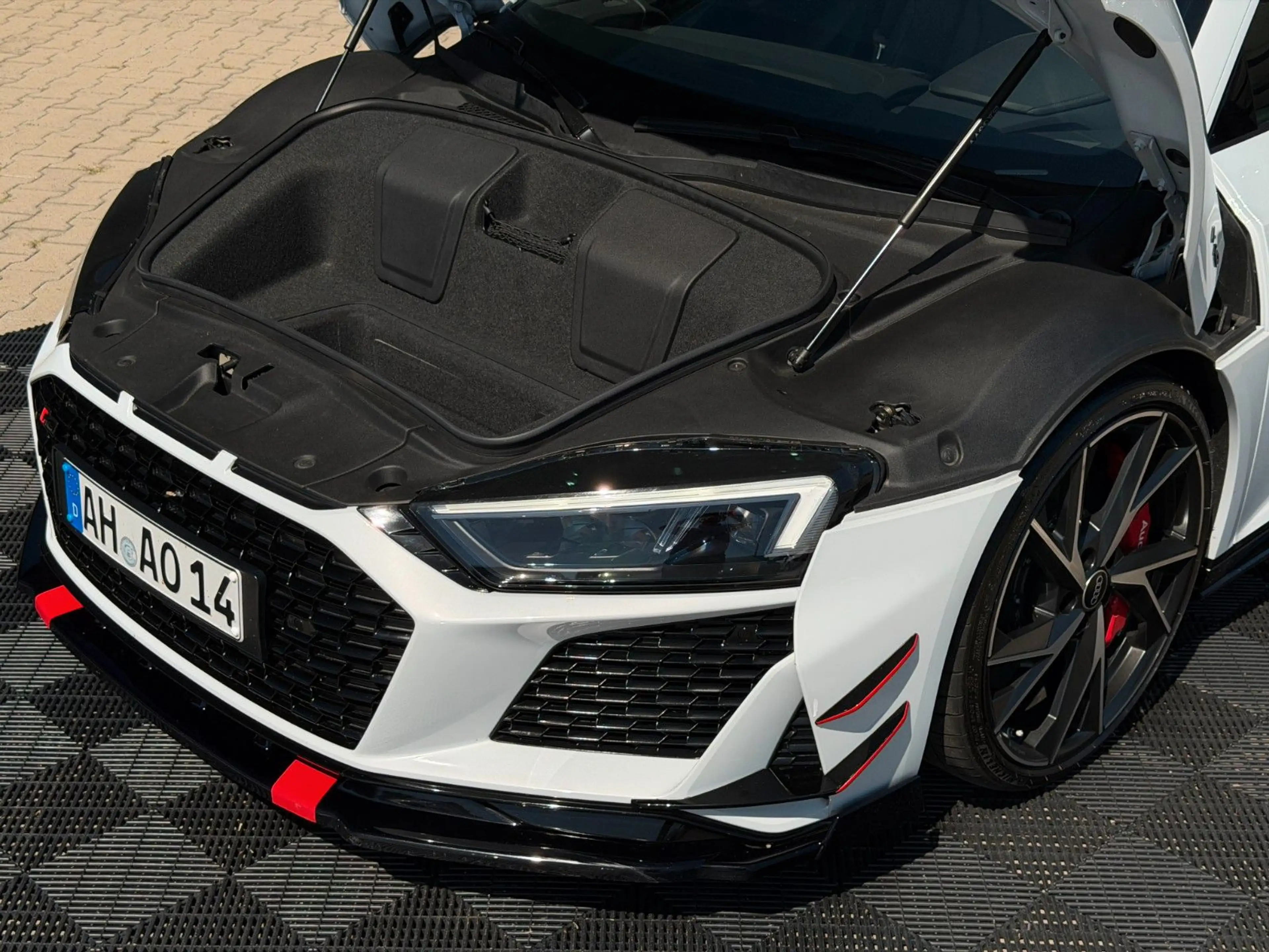 Audi R8 5.2 V10 PERFORMANCE | PPF | KERAMIK | B&O | — photo 15