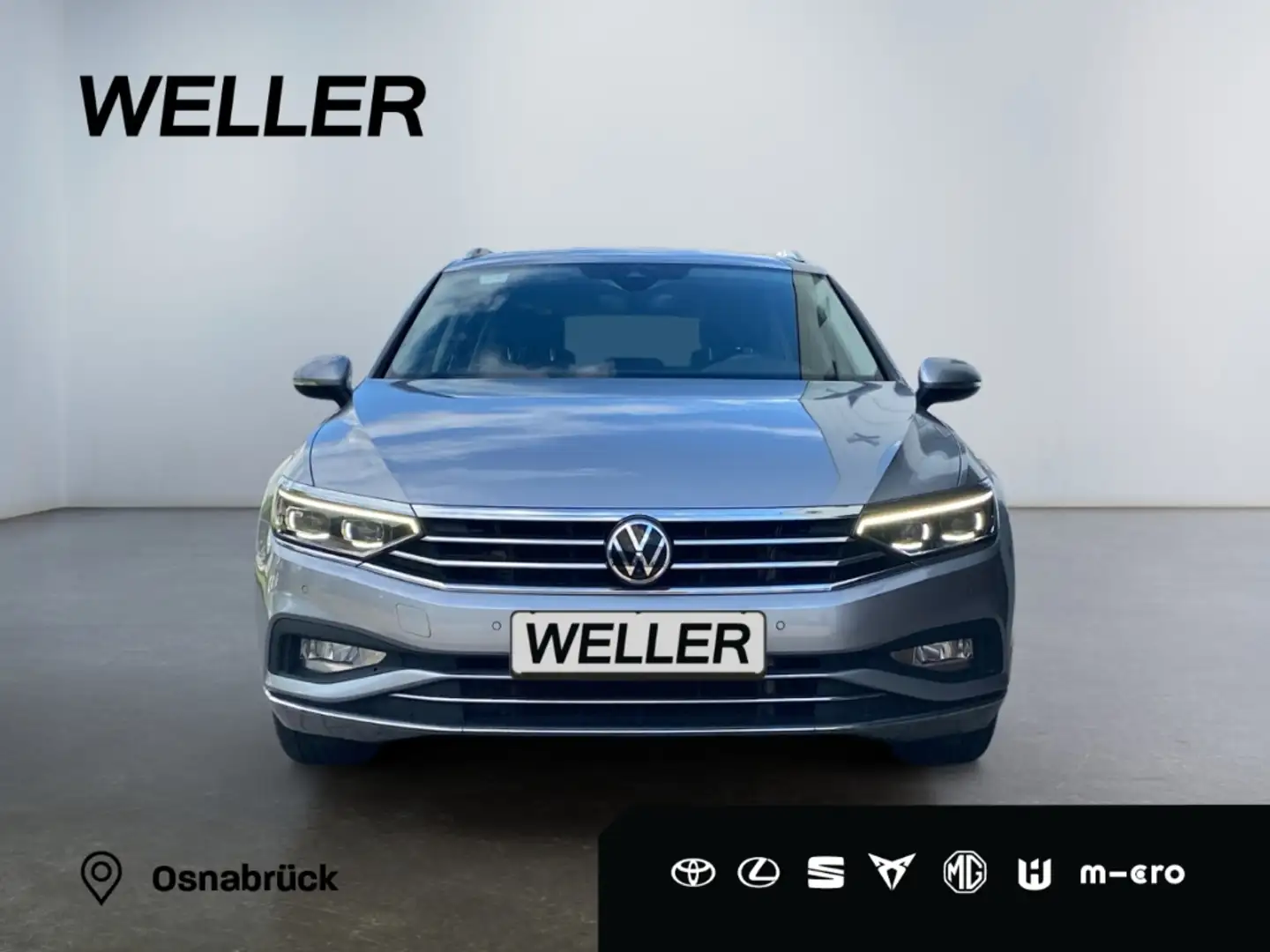 Volkswagen Passat Variant 2.0 TSI Elegance *Leder*360°Pano* Silber - 2
