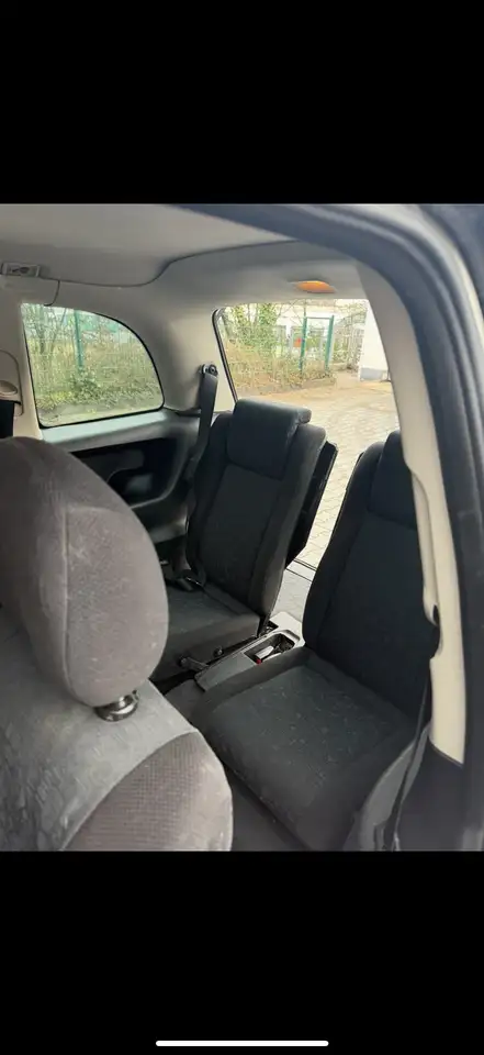 Opel Zafira 1.8 16V Comfort, foto 4