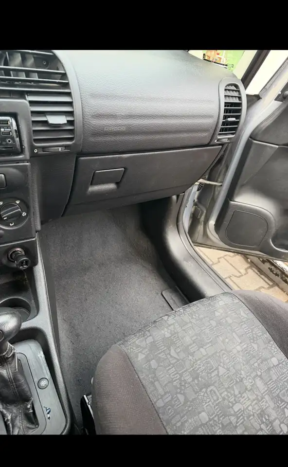 Opel Zafira 1.8 16V Comfort, foto 3