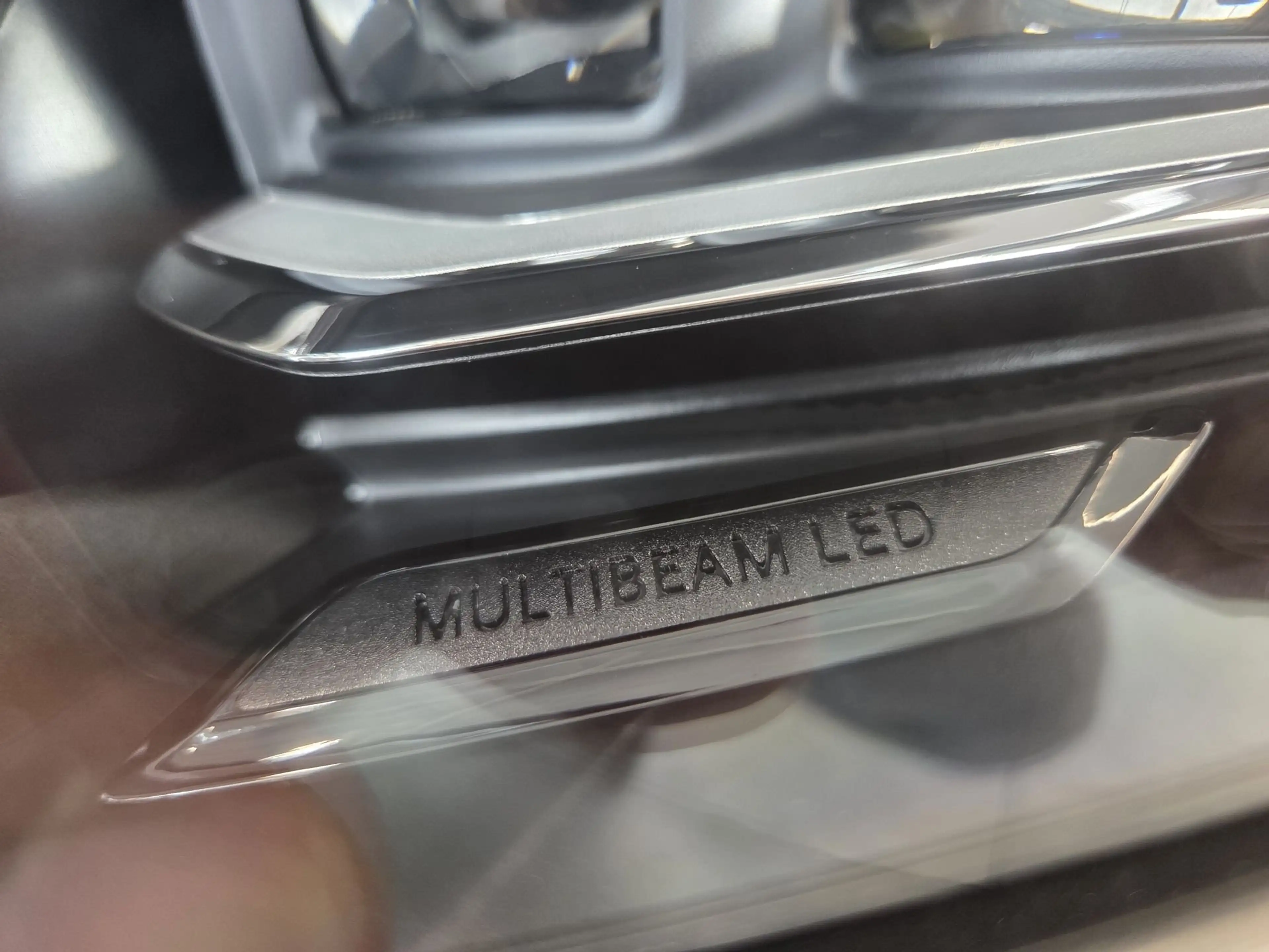 Mercedes-Benz A 180 250e AMG, Memory Seat, Multi Beam Lights, Self Park Assist, Dode hoek assist — photo 7
