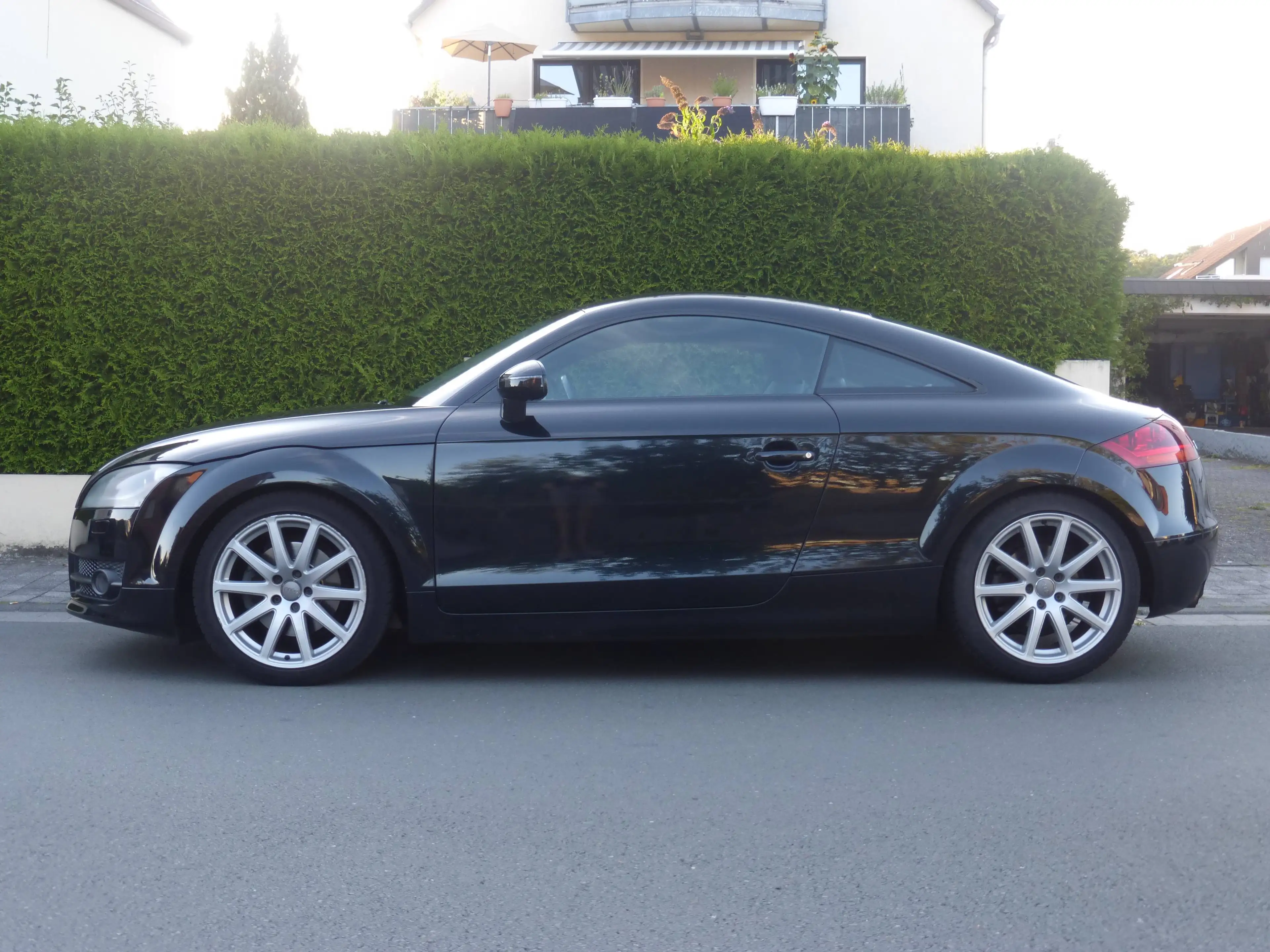 Audi TT 2.0 TFSI Coupe — photo 4