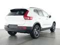 Volvo XC40 B3 Plus Dark Navi ACC LED 360° Pano-Schiebedach Weiß - thumbnail 3