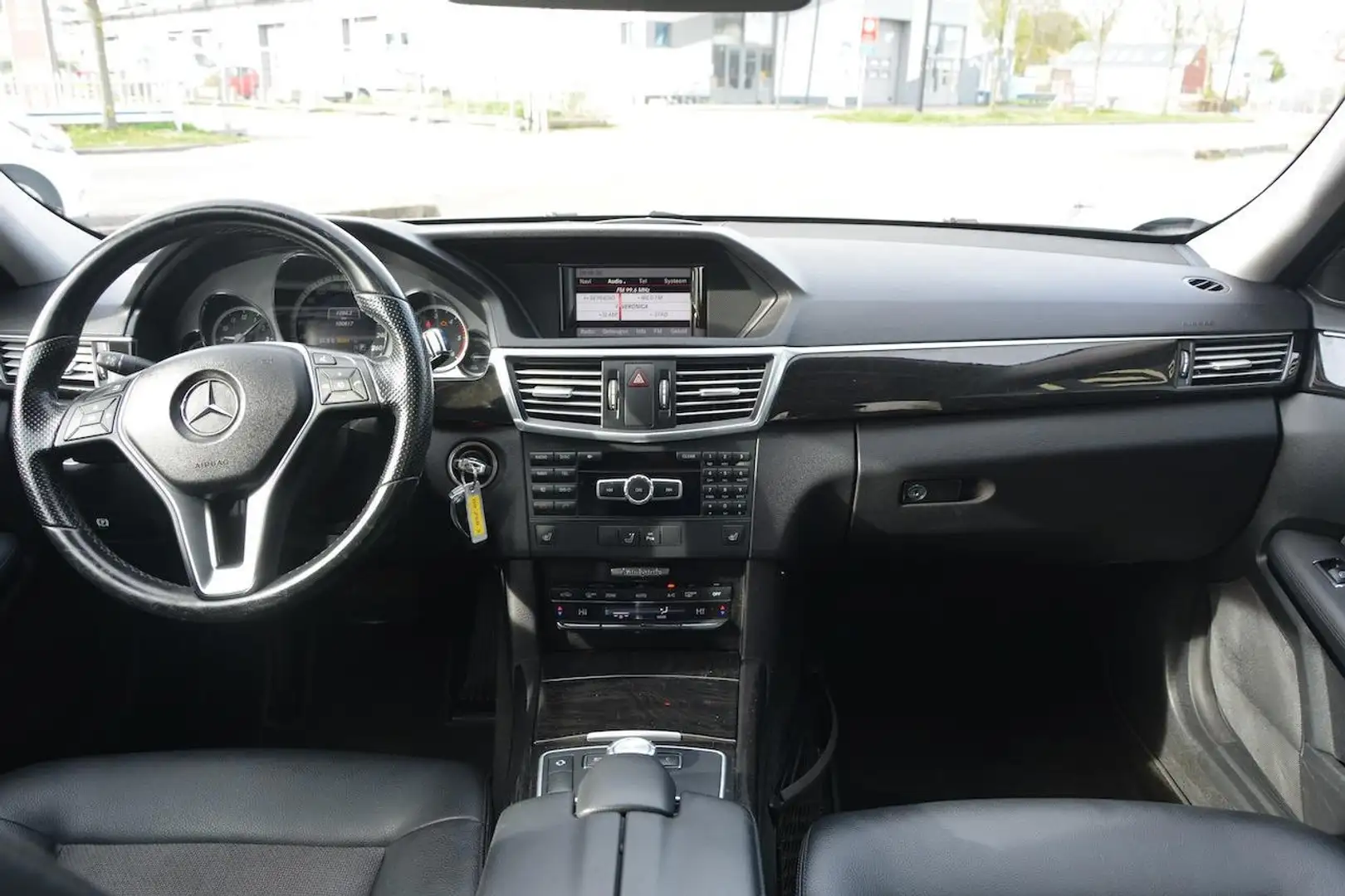 Mercedes-Benz E 300 CDI BlueTEC HYBRID Premium Edition Grijs - 2