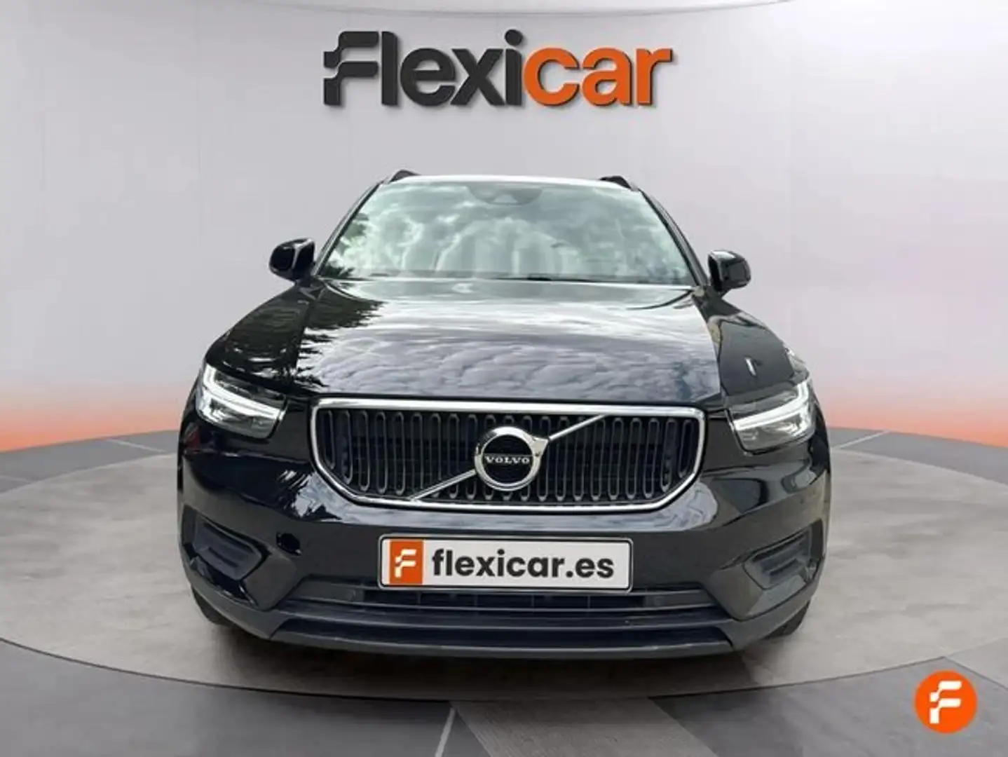 Volvo XC40 2.0 D3 AWD Auto Schwarz - 2