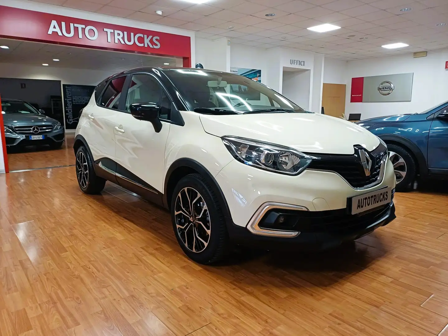 Renault Captur Captur 1.5 dci Sport Edition 90cv Beige - 1