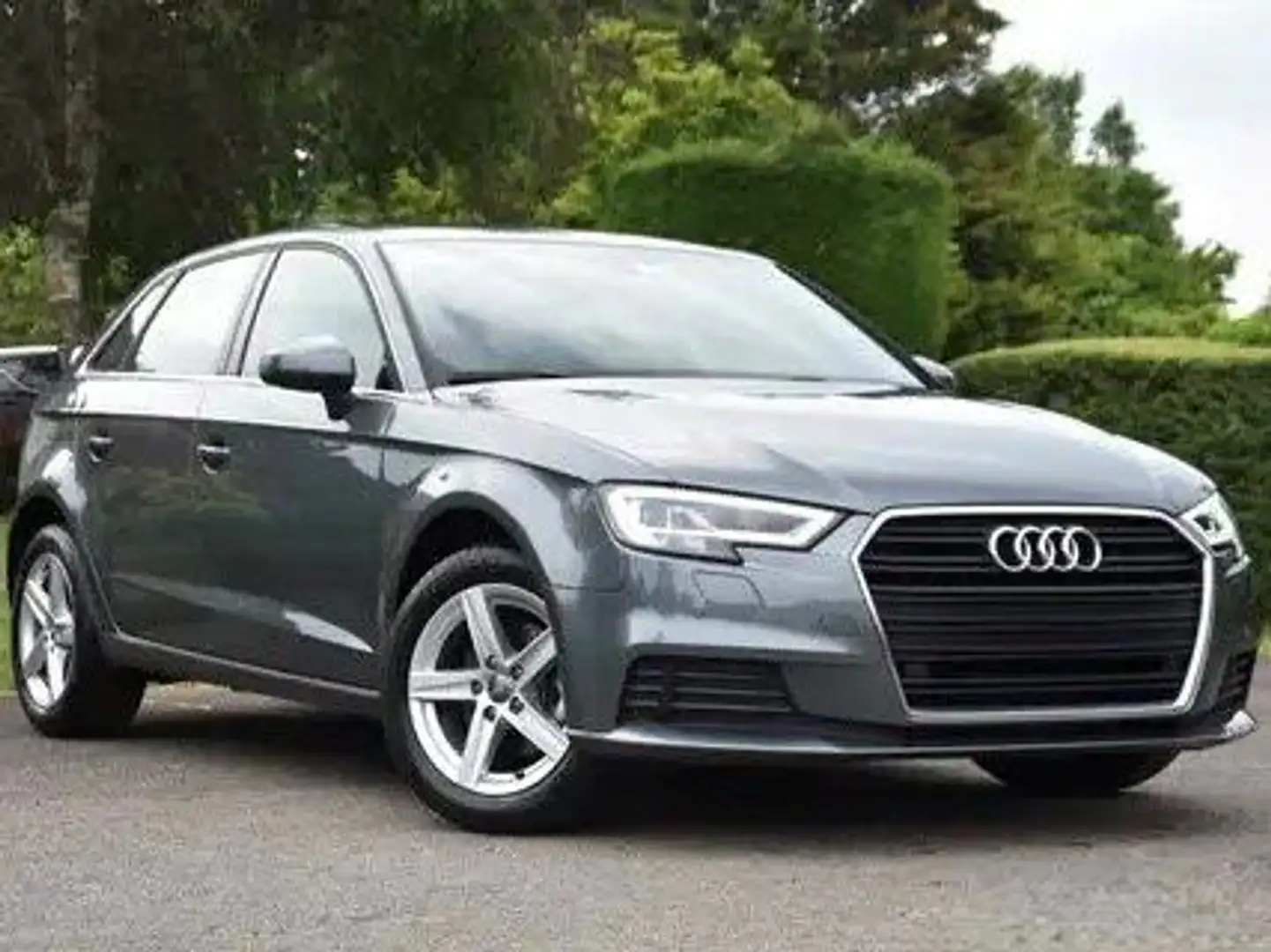 Audi A3 Sportback TFSI 3.0 S-Tronic Argent - 1