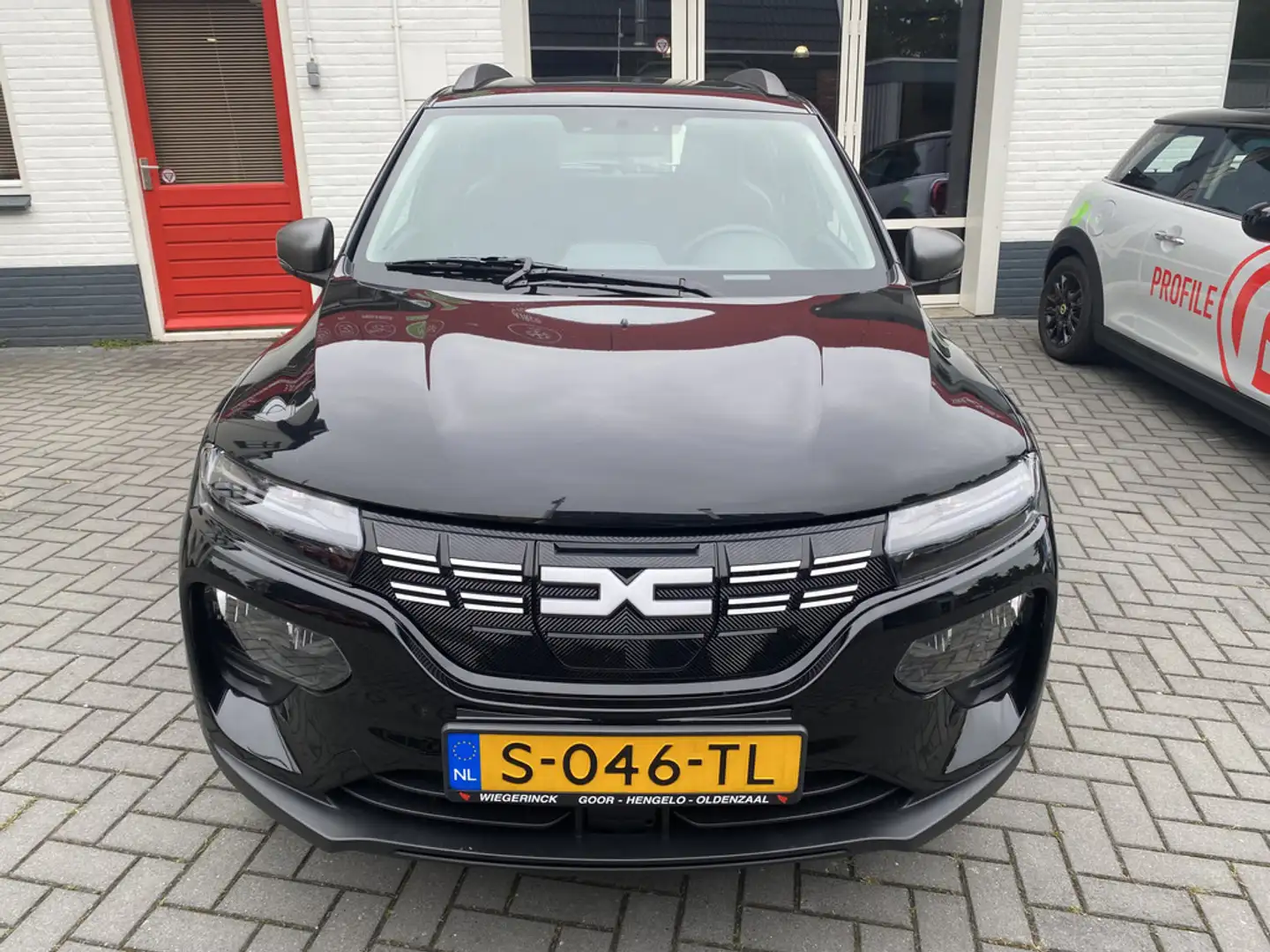 Dacia Spring Expression 27 kWh [ Navigatie | Apple Carplay/Andr Zwart - 2