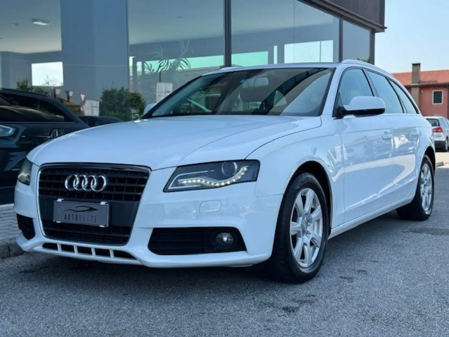 Audi A4 Avant 2.0 TDI 143CV F.AP. multitronic Advanced Bianco - 1