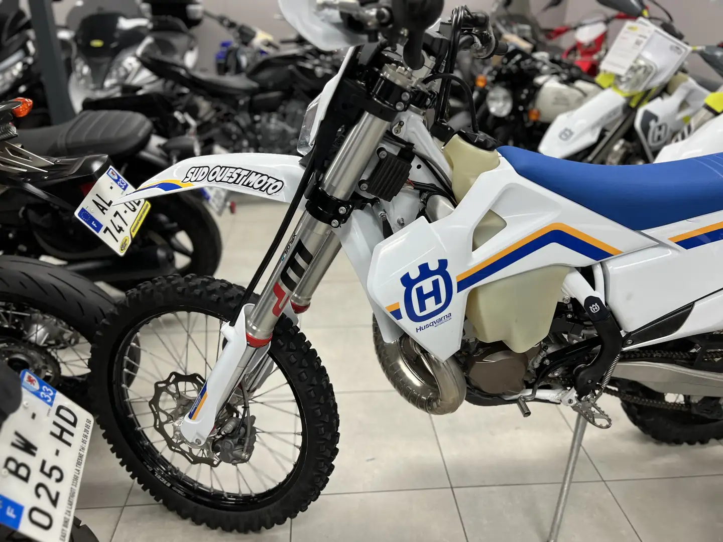Husqvarna Wit - 2