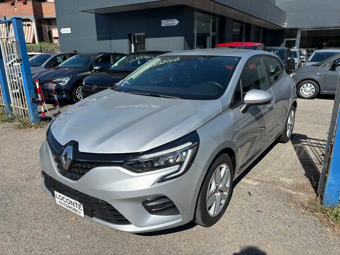 Renault Clio 1.6 E-Tech hybrid Intens 140cv auto Silber - 1