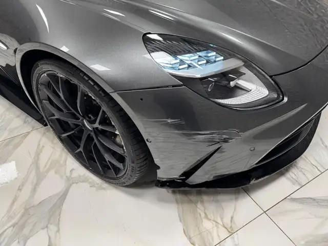 Aston Martin V8 F1 Edition 4.0 V8 / 665 PS *TOP PREIS Ansicht 9