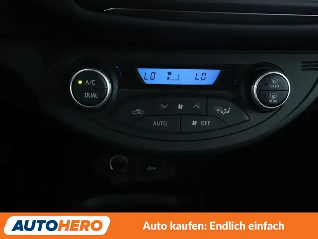 Toyota Yaris view 22