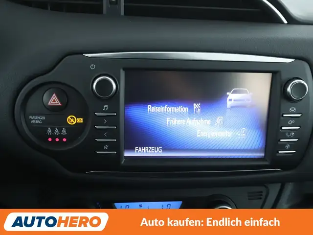 Toyota Yaris view 21