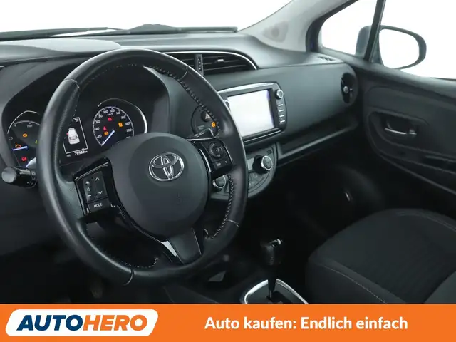Toyota Yaris view 11