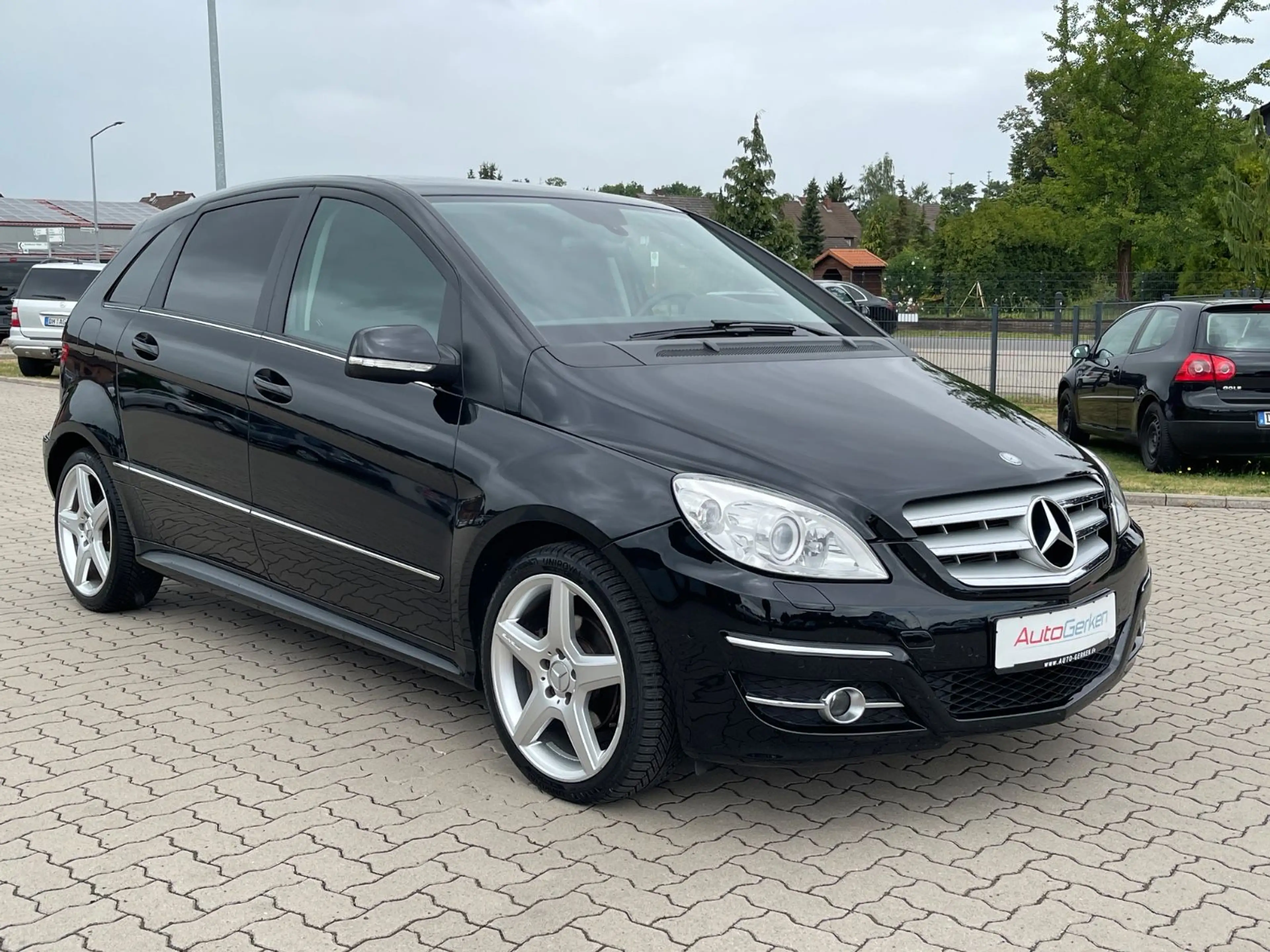 Mercedes-Benz B 200 Automatik Sport-Paket Leder BI-Xenon — photo 4
