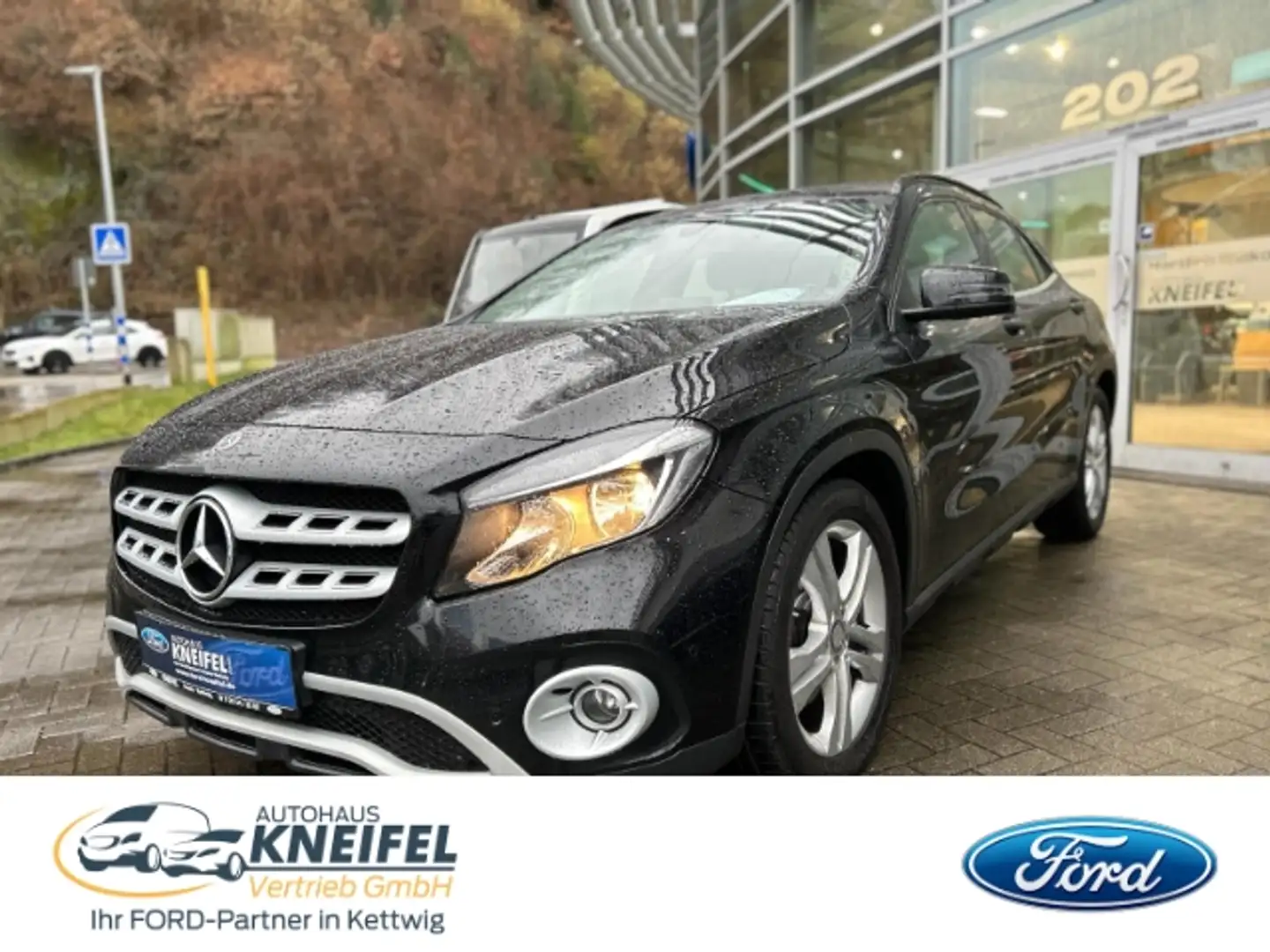 Mercedes-Benz GLA 250 AHK-klappbar Navi El. Heckklappe Klimaautom Zwart - 1