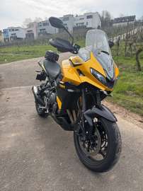 800