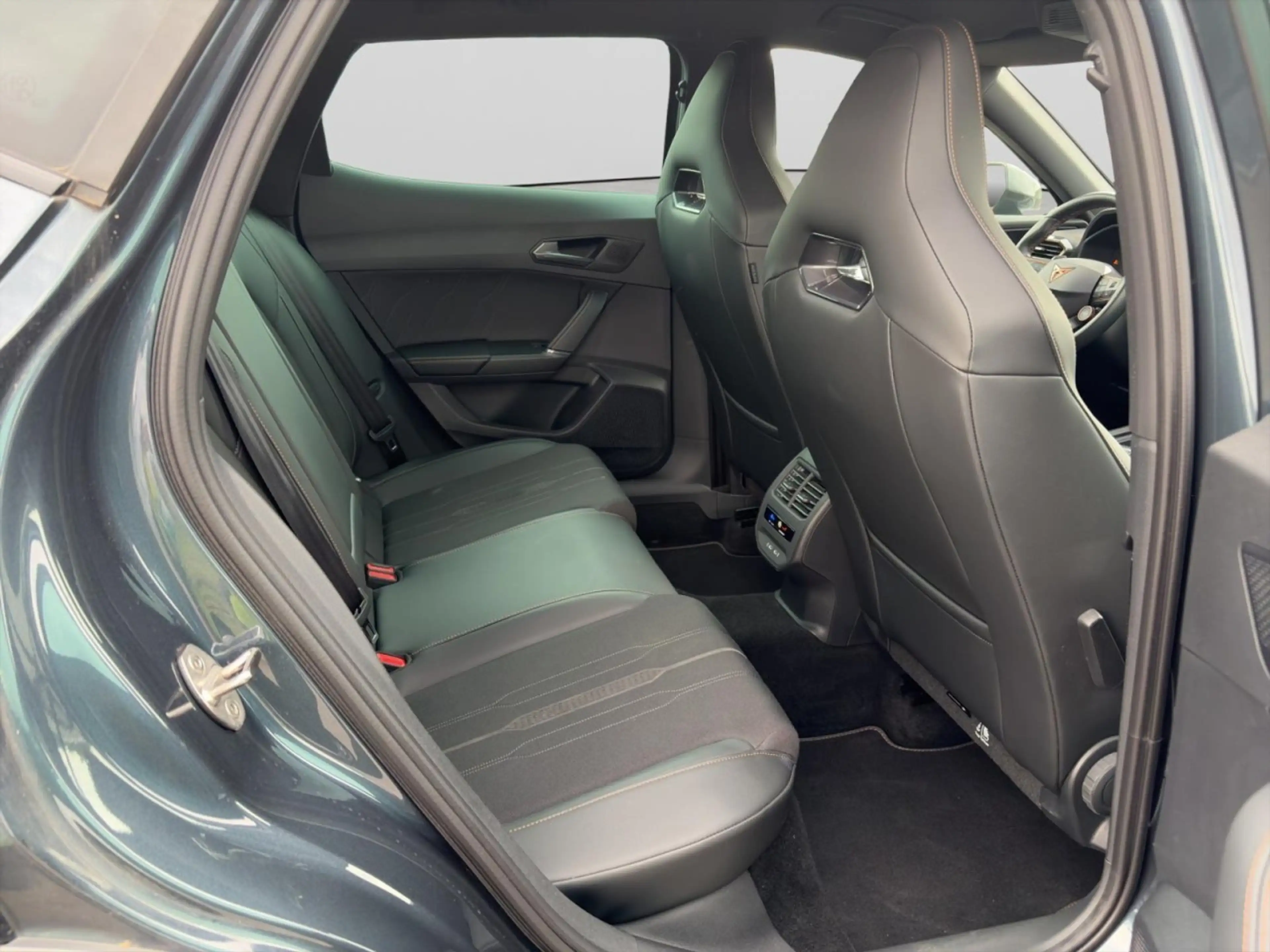 CUPRA Formentor VZ 4Drive Navi eHeck ACC SHZ Memory — photo 15