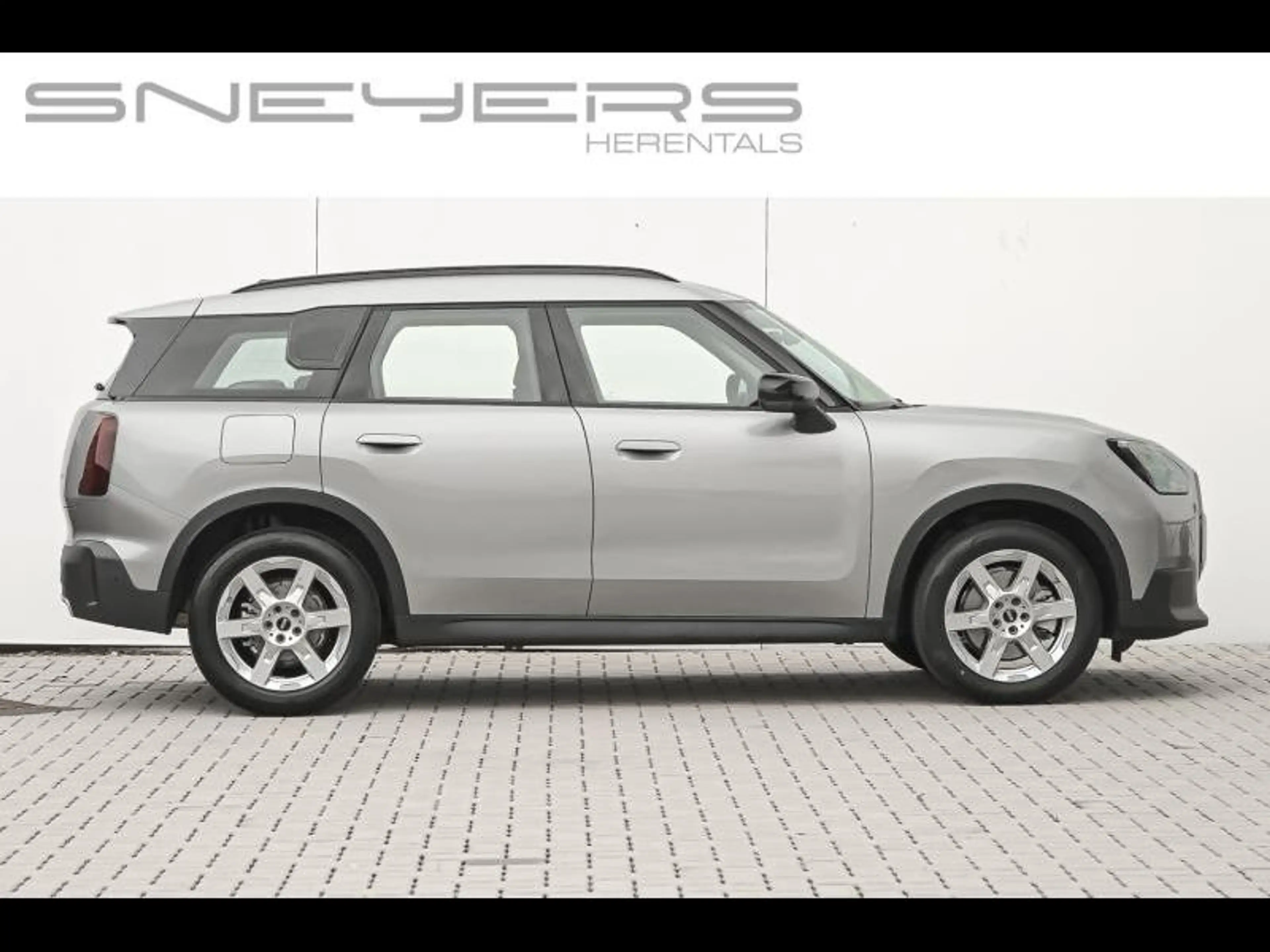 MINI Countryman C — photo 3
