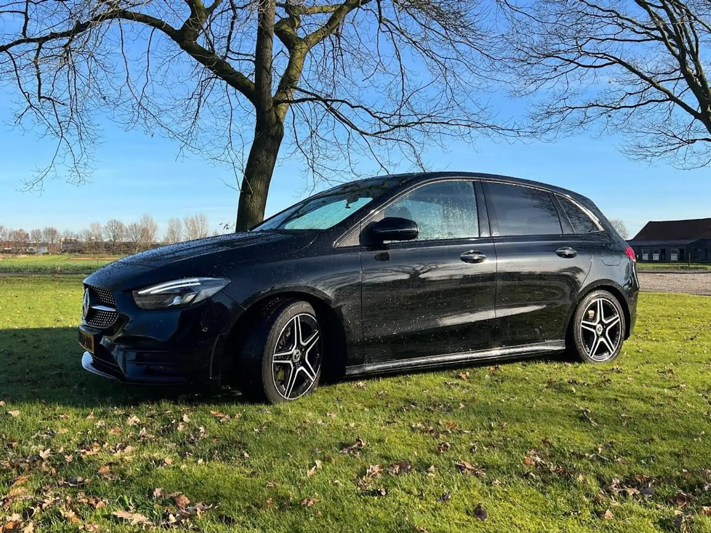 Mercedes-Benz B 200 B 200 7G-DCT AMG Line Noir - 1