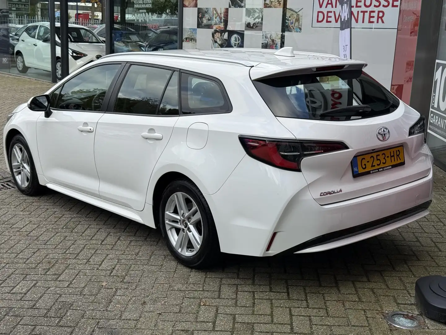 Toyota Corolla Touring Sports 1.2 TURBO NL-AUTO APPLE/ANDROID CAR Blanc - 2