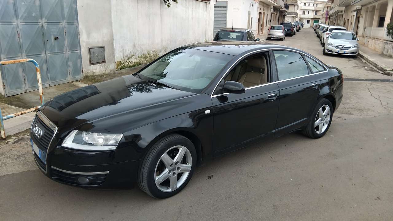 Audi A6 3.0 AUTOMATICA BERLINA STRAFULL INTERNI PELLE - TETTUCCIO
